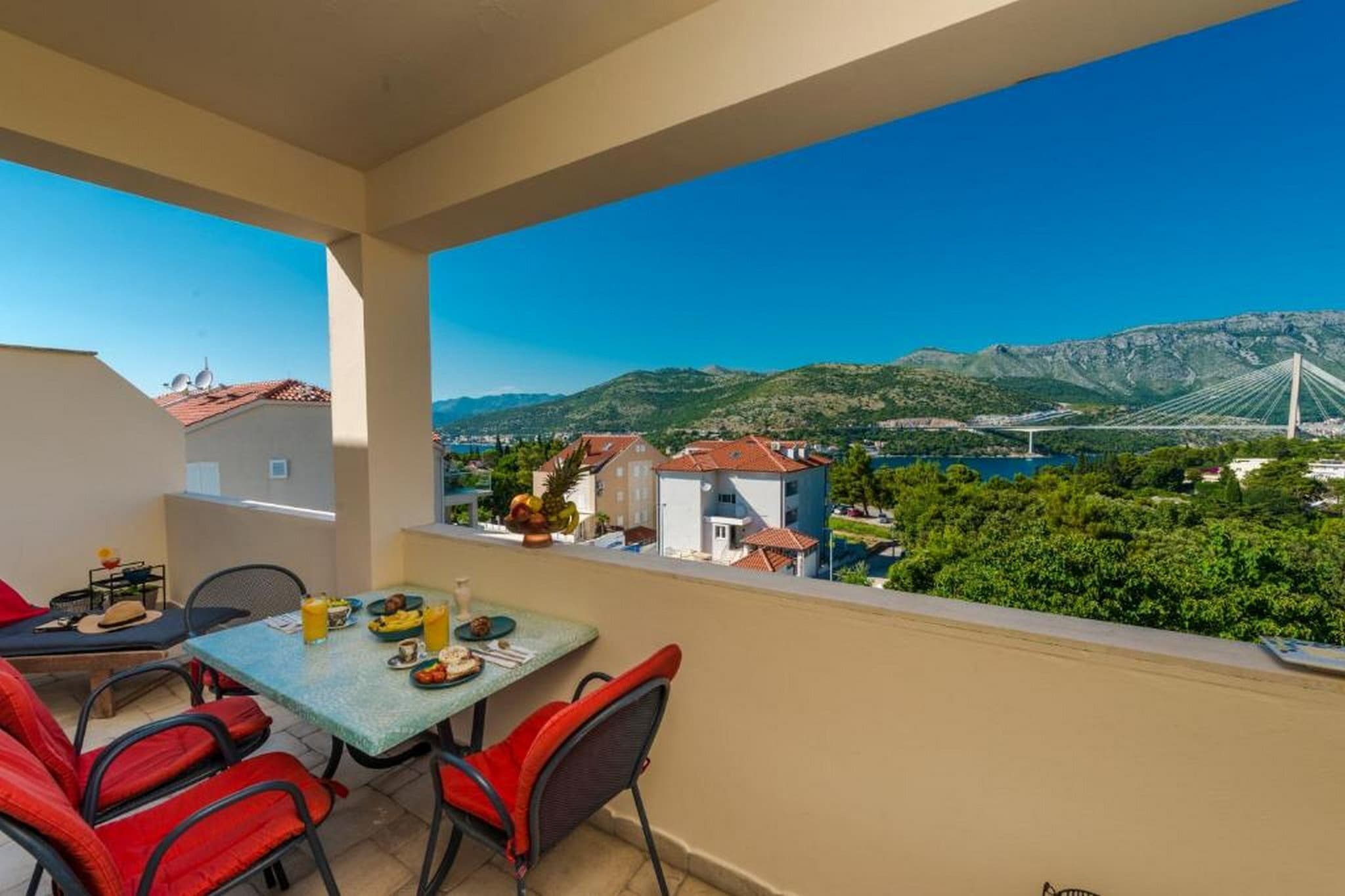 Apartments Meri & Karla - Two Bedroom Apartment with Balcony and Bridge View (Meri)-Terrace balcony