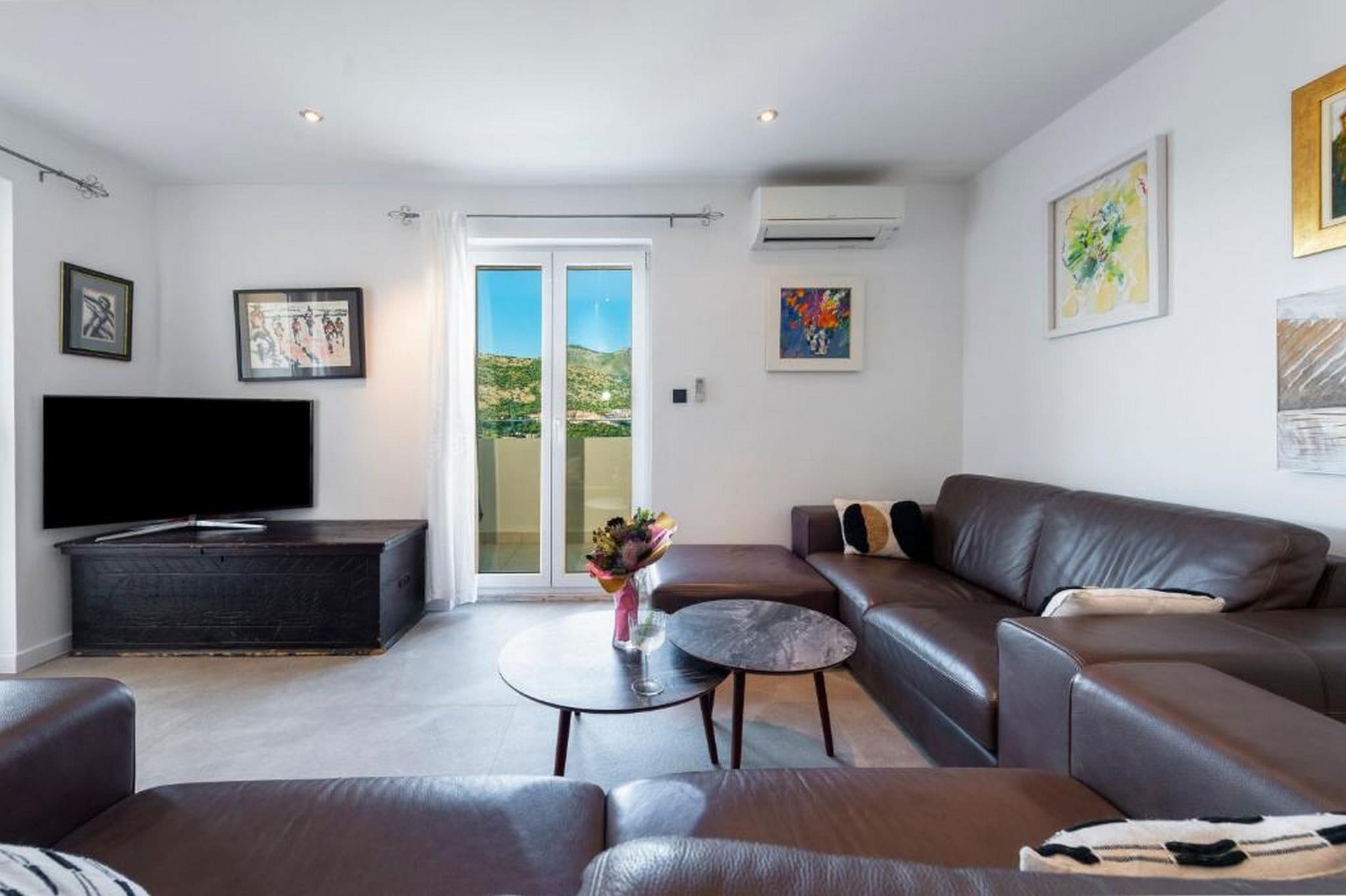 Apartments Meri & Karla - Two Bedroom Apartment with Balcony and Bridge View (Meri)