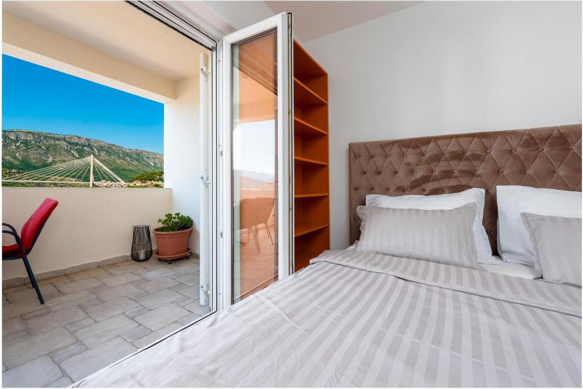 Apartments Meri & Karla - Two Bedroom Apartment with Balcony and Bridge View (Meri)-Bedroom