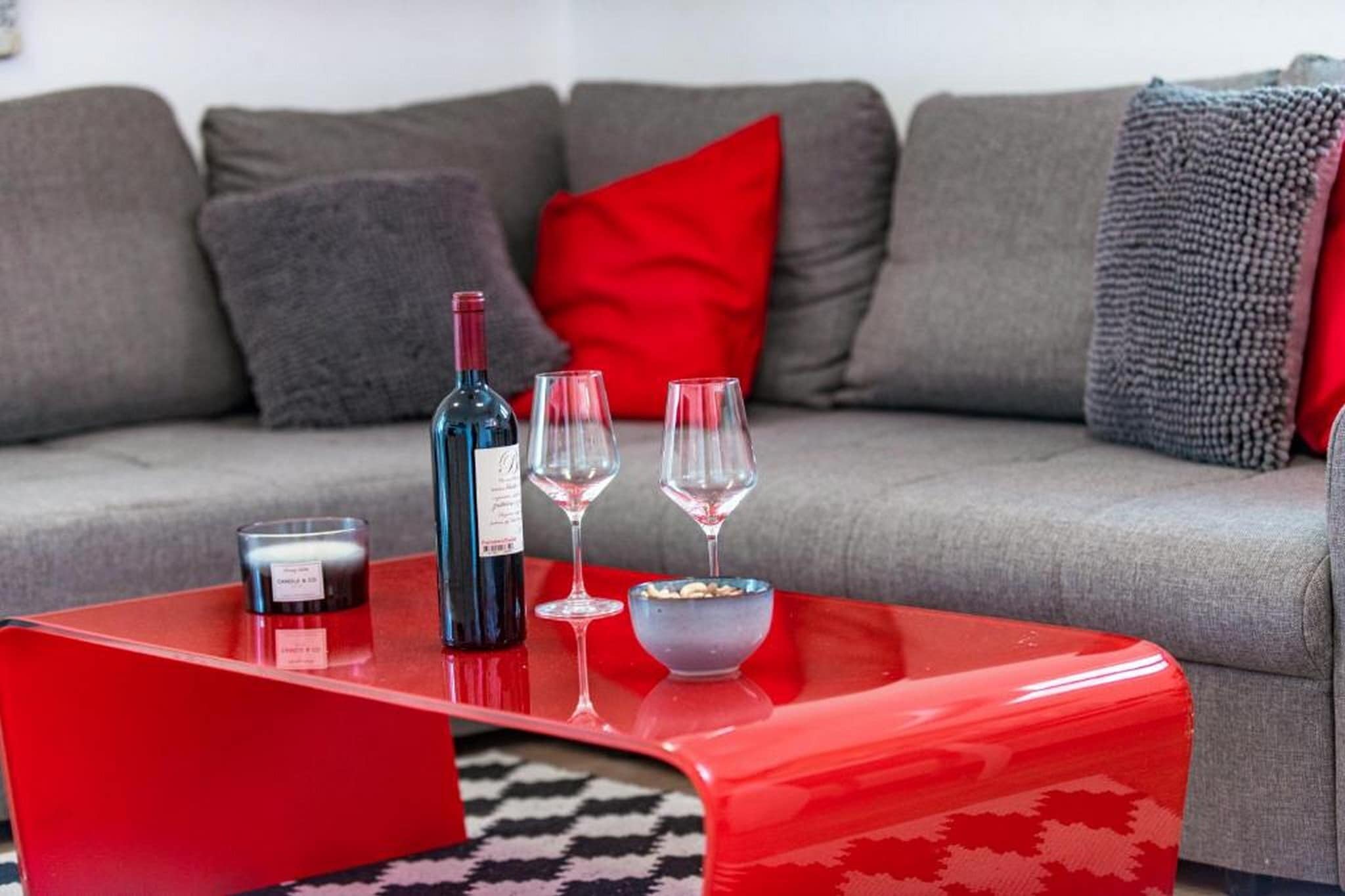 Apartments Meri & Karla - Two Bedroom Apartment with Balcony and Sea View (Karla)-Indoor