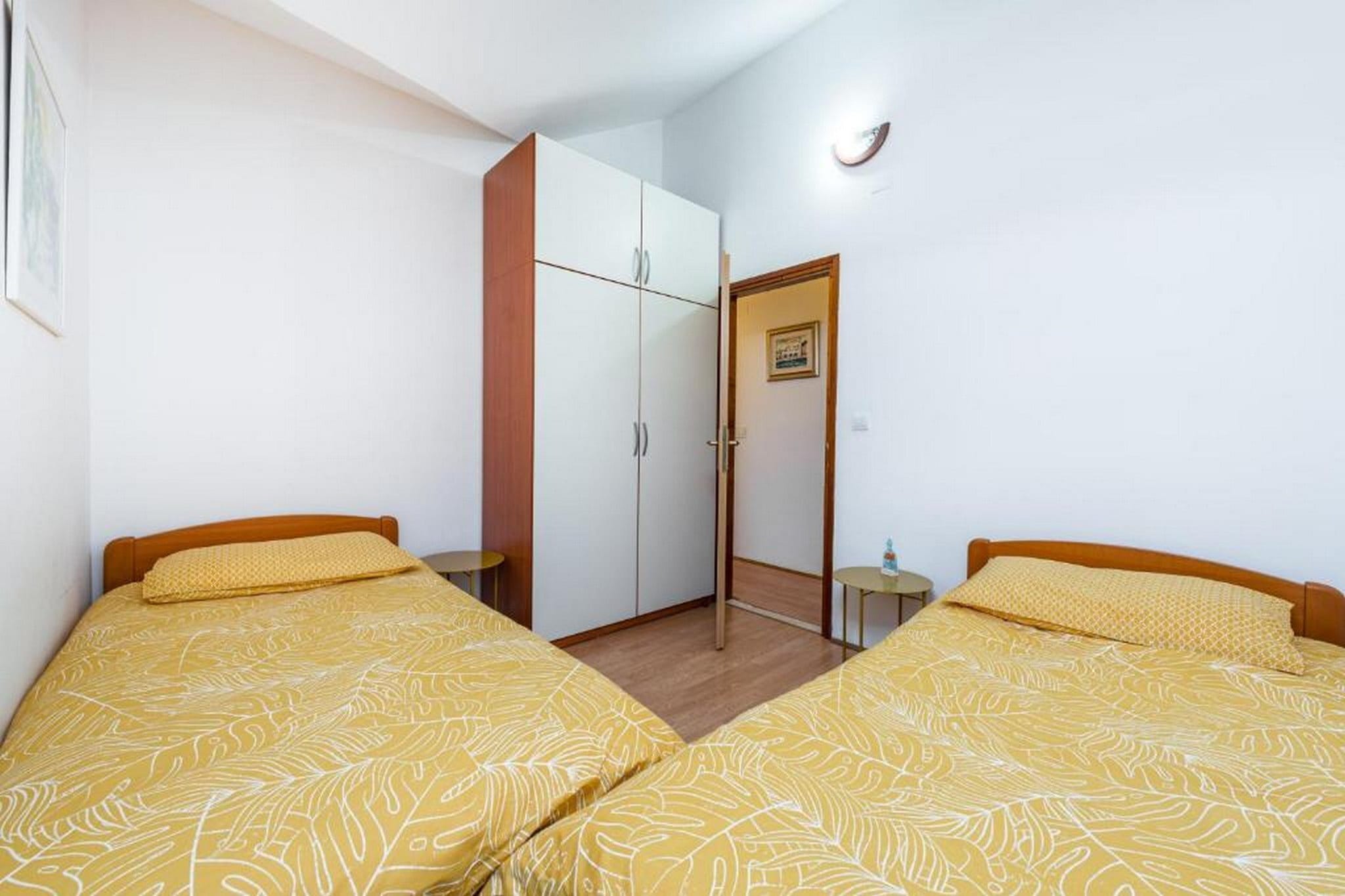 Apartments Meri & Karla - Two Bedroom Apartment with Balcony and Sea View (Karla)-Bedroom