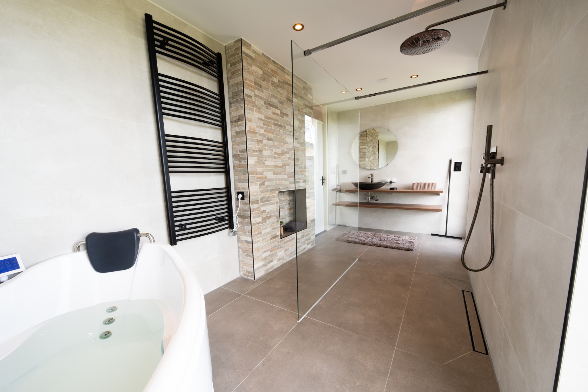 4 pers Welness huis 93 - Badkamer