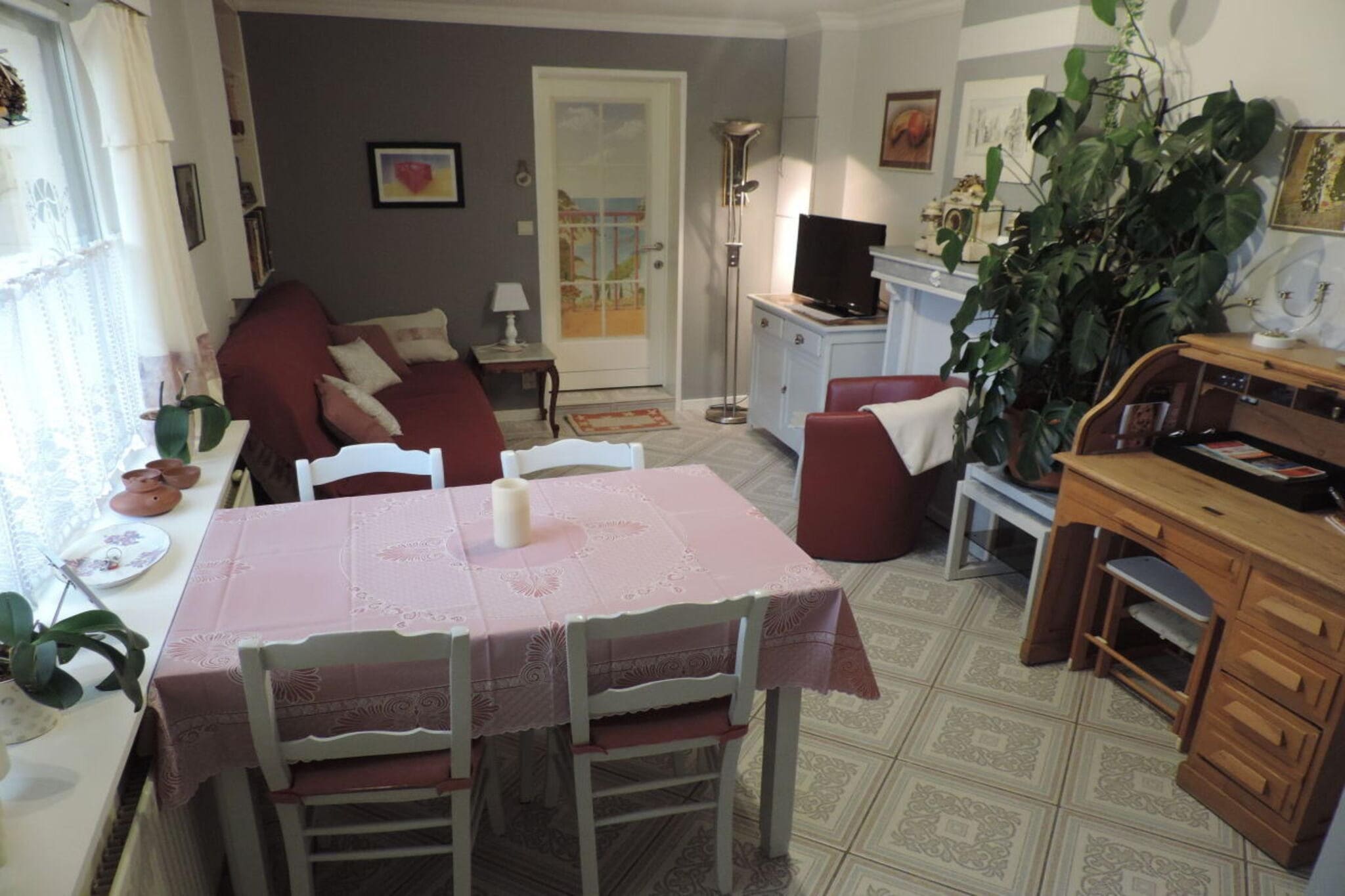 Florivan Comfortable holiday residence