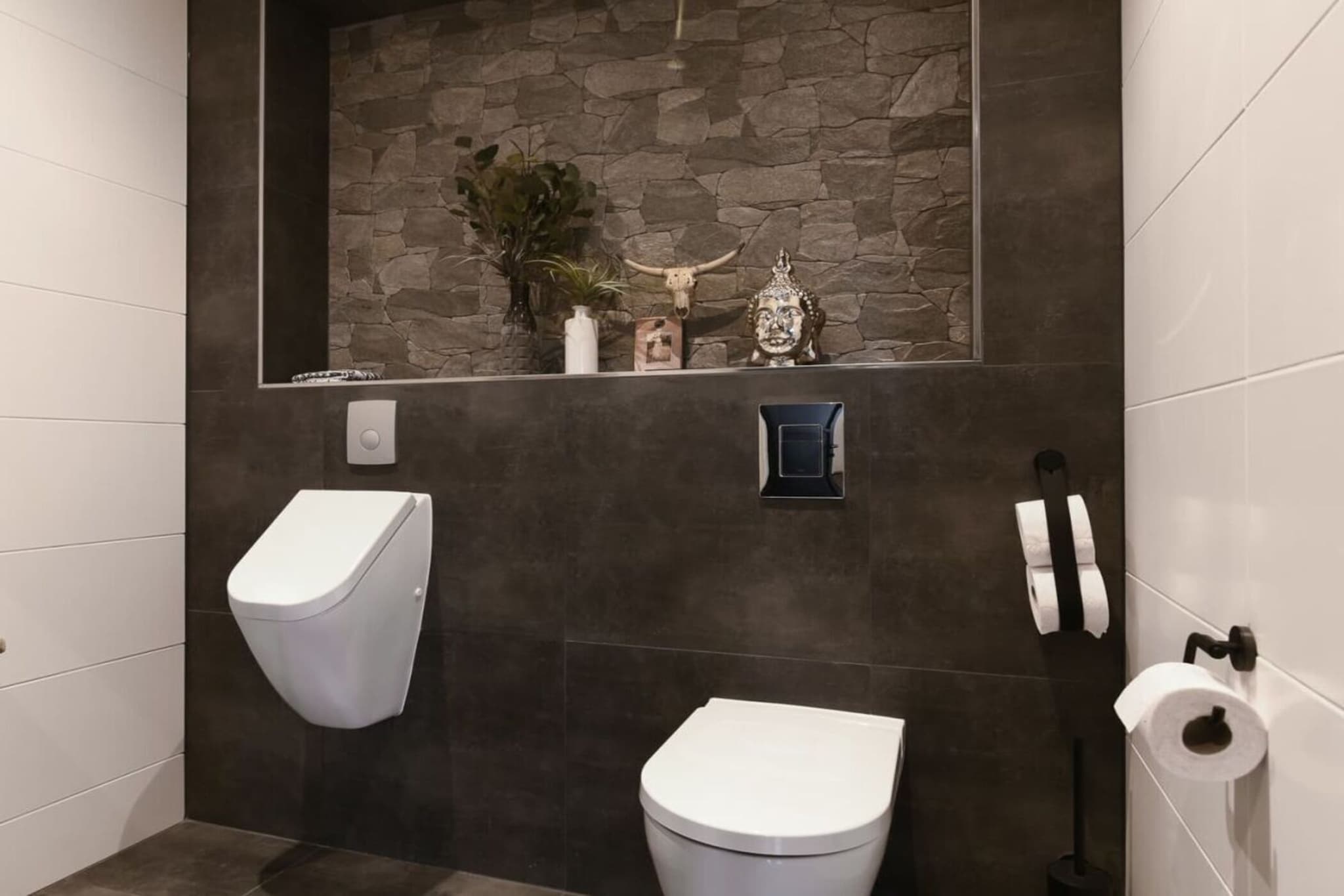 467355-Badkamer