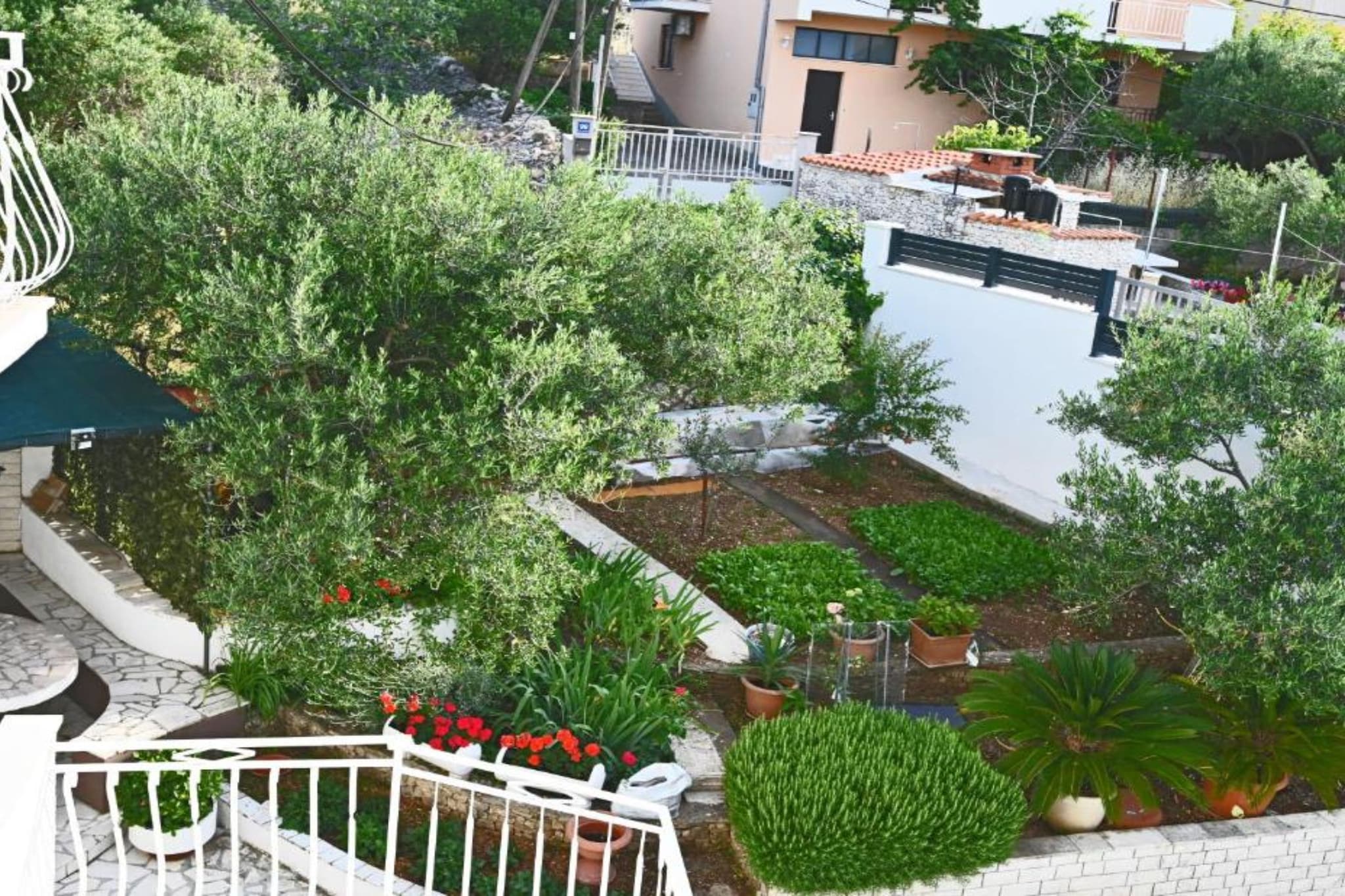 Apartments Mihovilović - 50 m from beach - Superior Two Bedroom Apartment with Balcony and Sea View (A3)-Aussicht