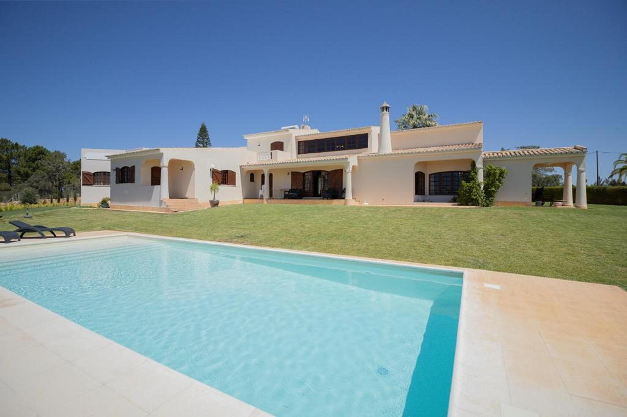 Villa in Lagos with Private Pool and Garden