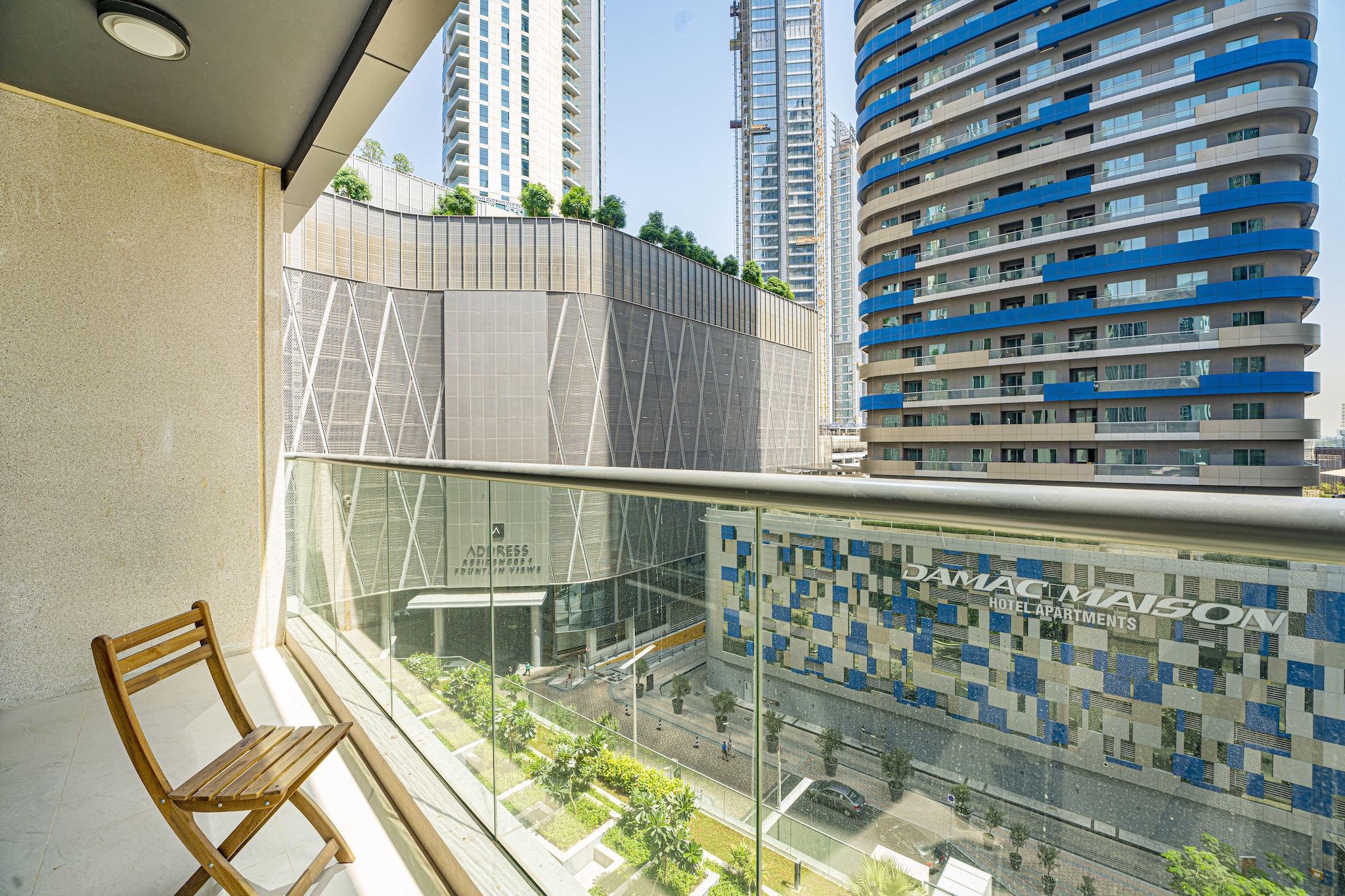 Exterior Summer