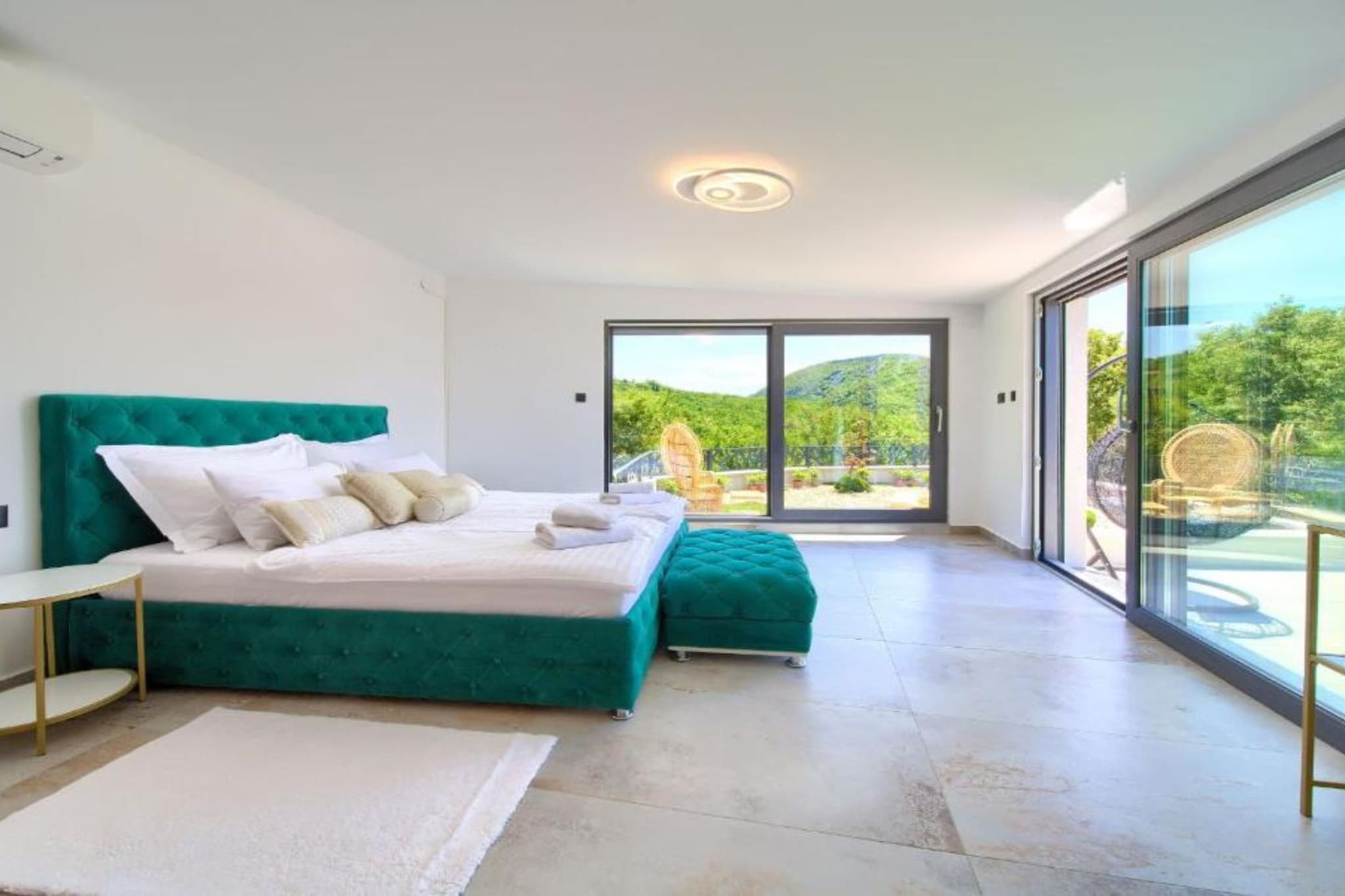 Wellness Villa Modruna - Four Bedroom Villa with Swimming pool-Bedroom