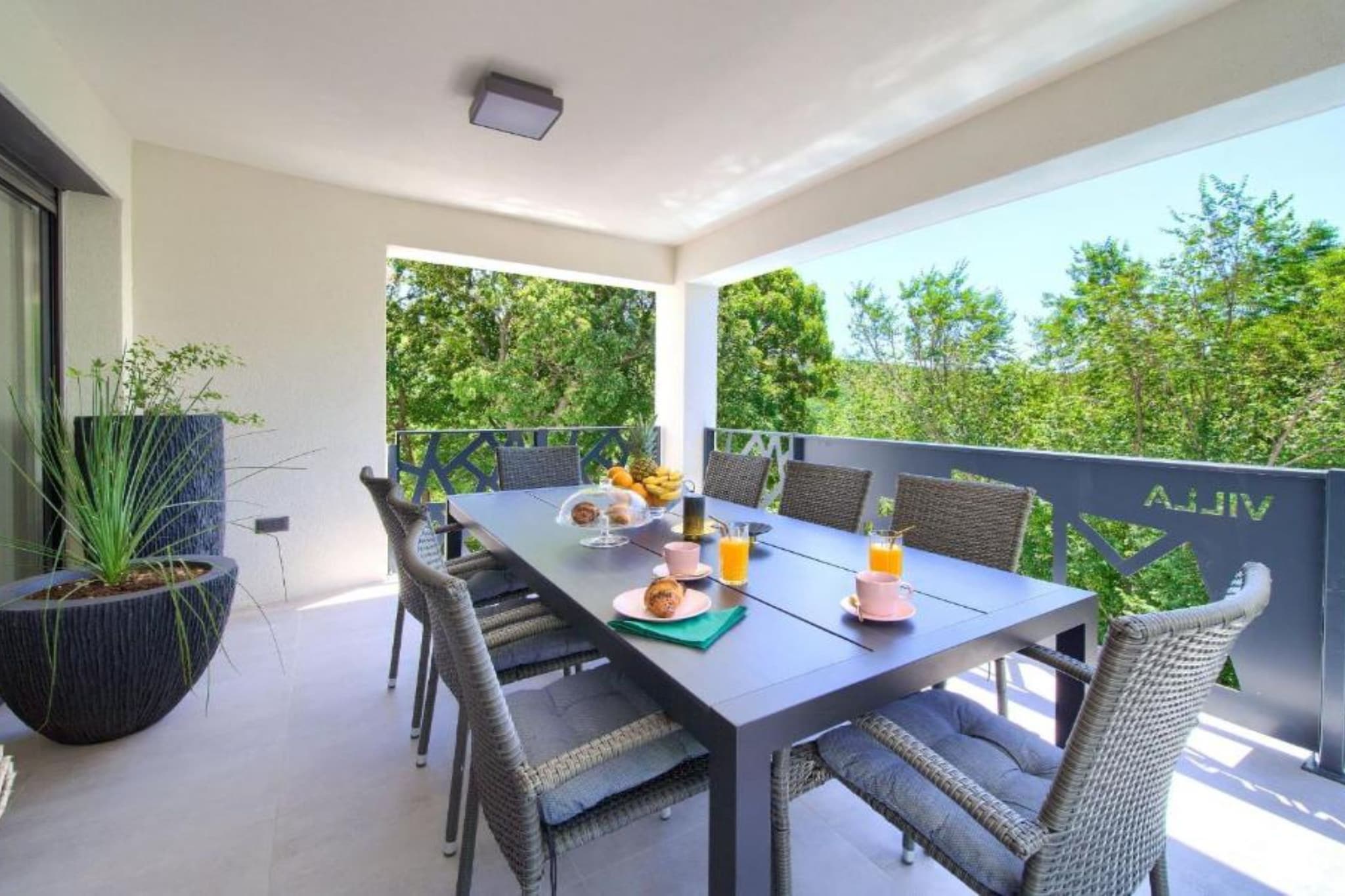 Wellness Villa Modruna - Four Bedroom Villa with Swimming pool-Dining room