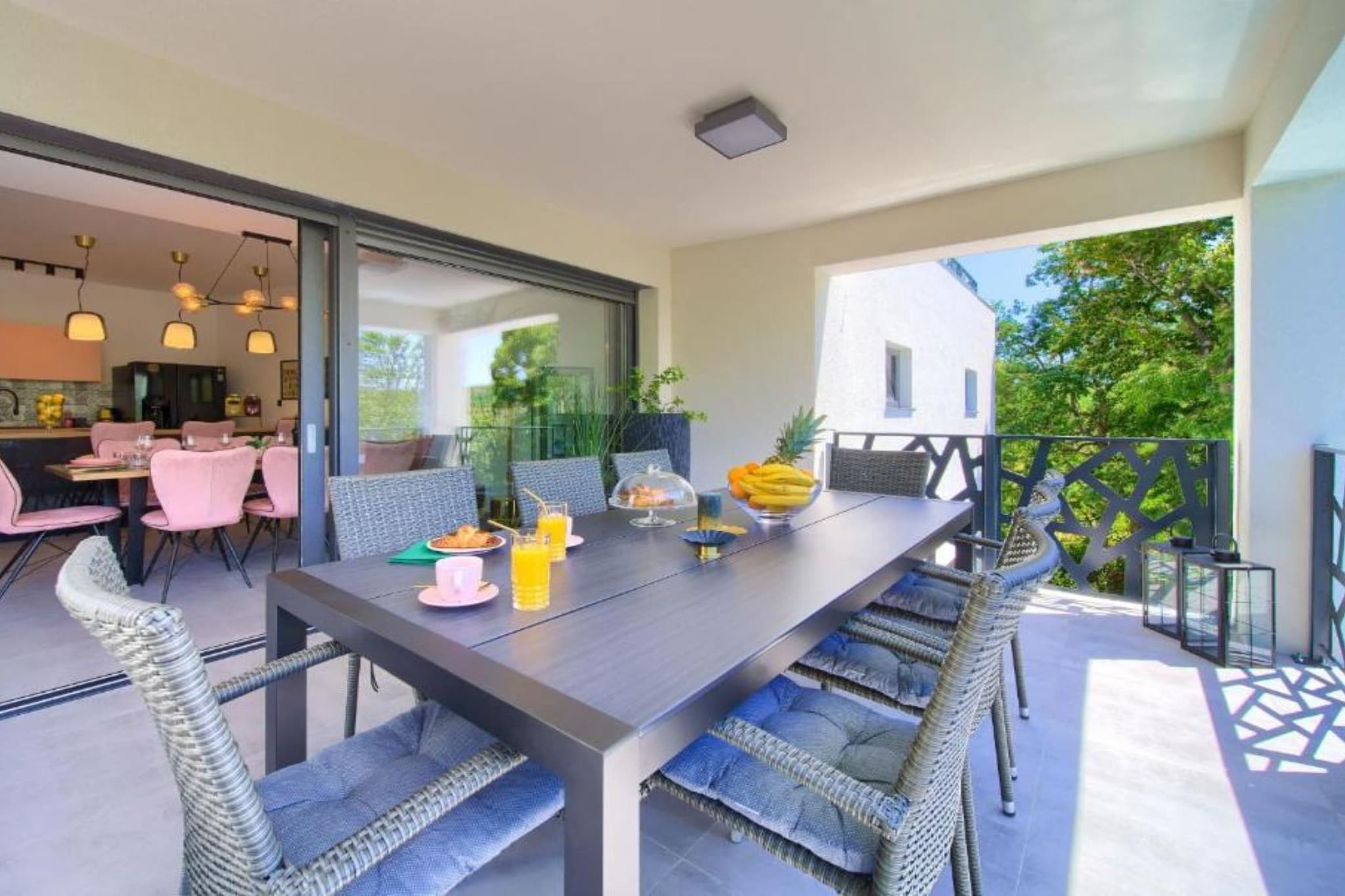 Wellness Villa Modruna - Four Bedroom Villa with Swimming pool-Dining room