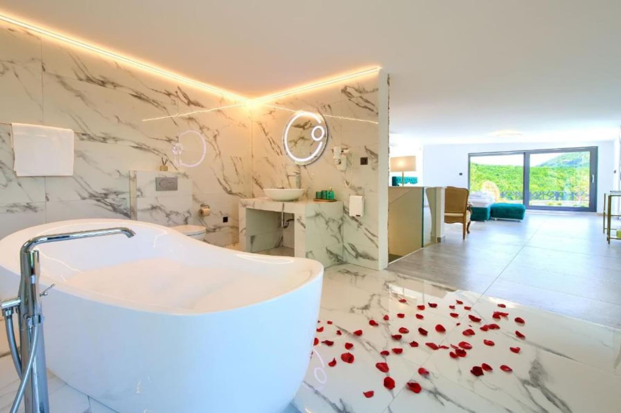 Wellness Villa Modruna - Four Bedroom Villa with Swimming pool-Bathroom