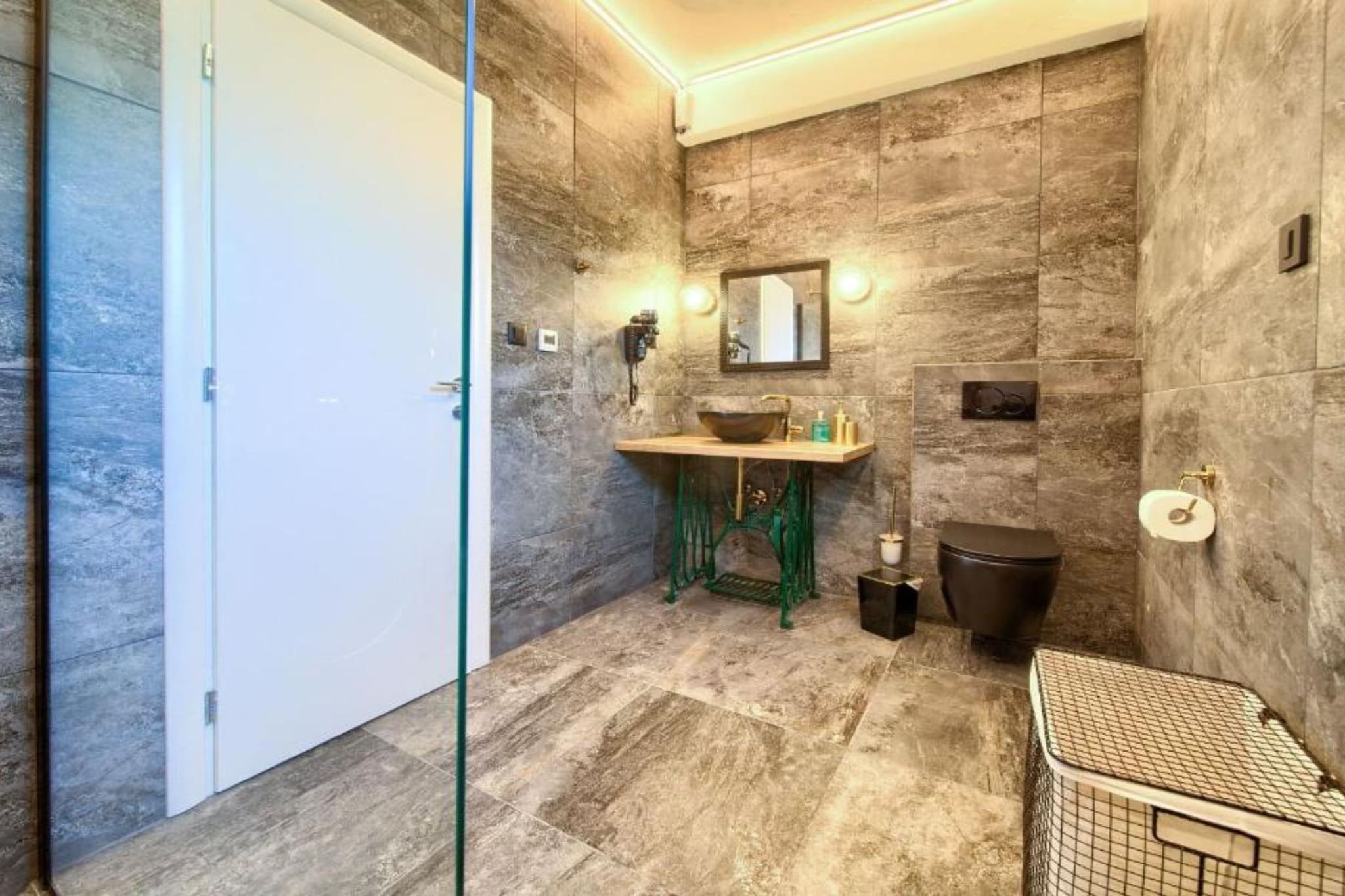 Wellness Villa Modruna - Four Bedroom Villa with Swimming pool-Bathroom