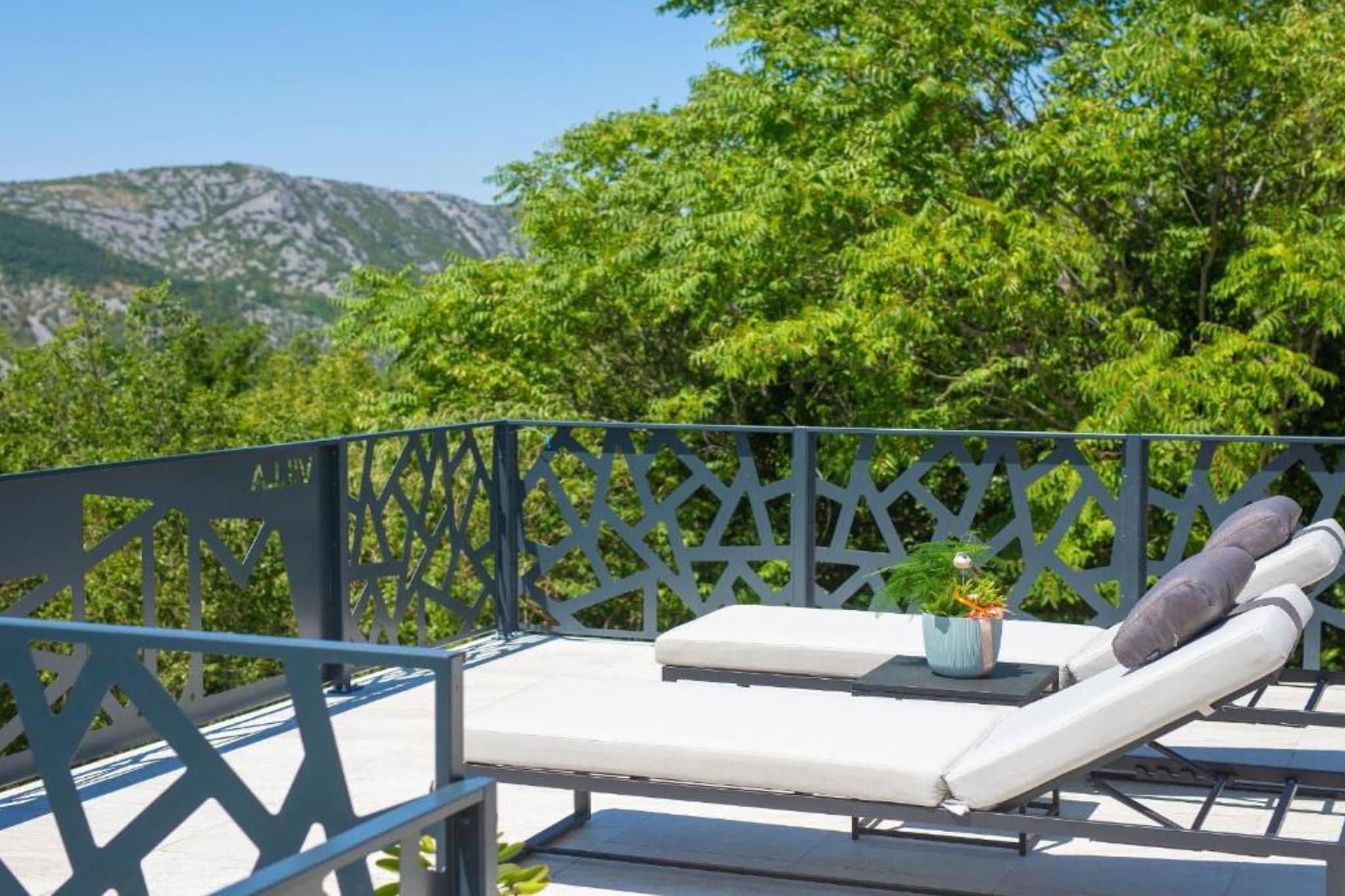 Wellness Villa Modruna - Four Bedroom Villa with Swimming pool-Terrace balcony