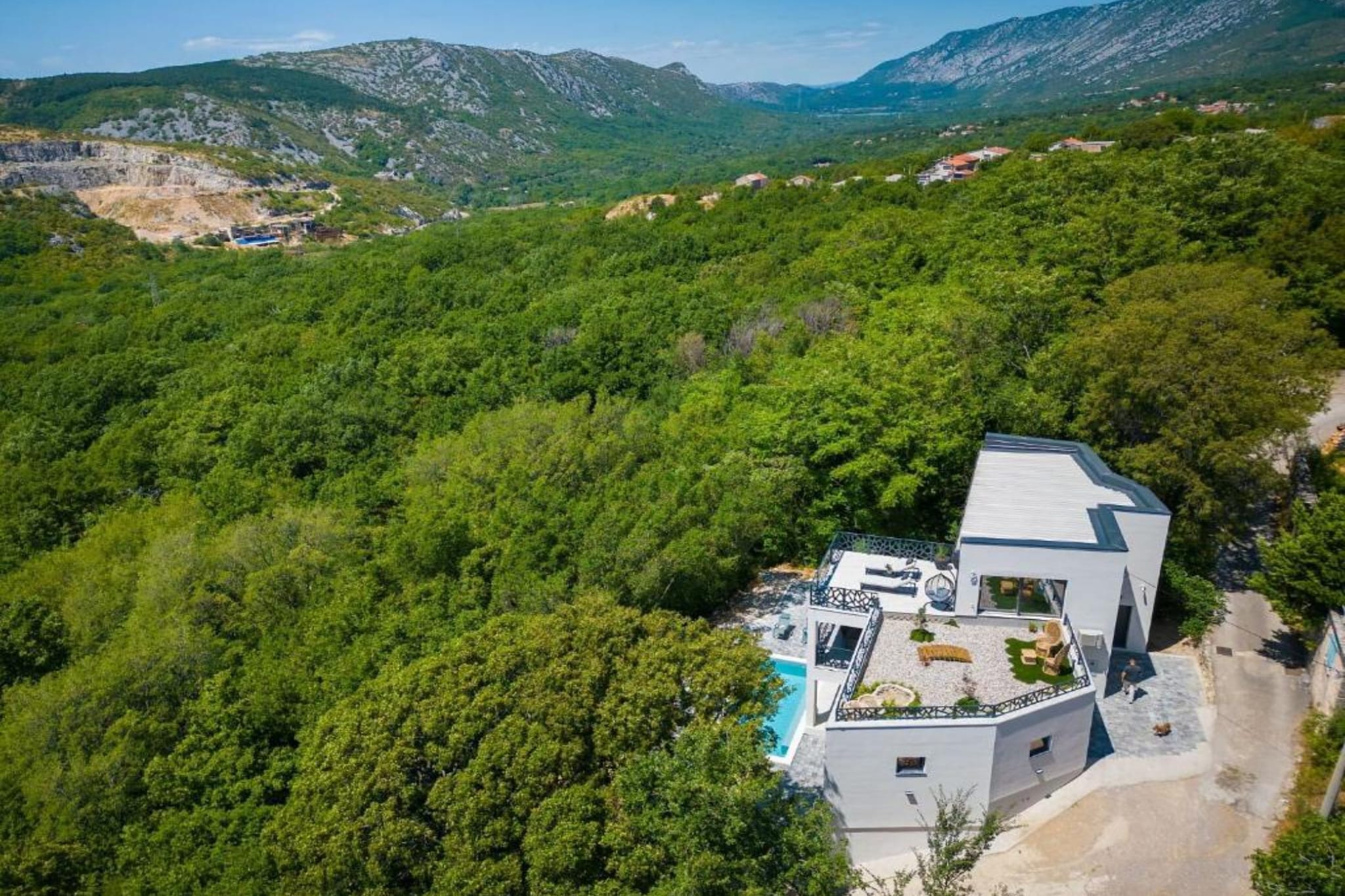 Wellness Villa Modruna - Four Bedroom Villa with Swimming pool-Atmosphere