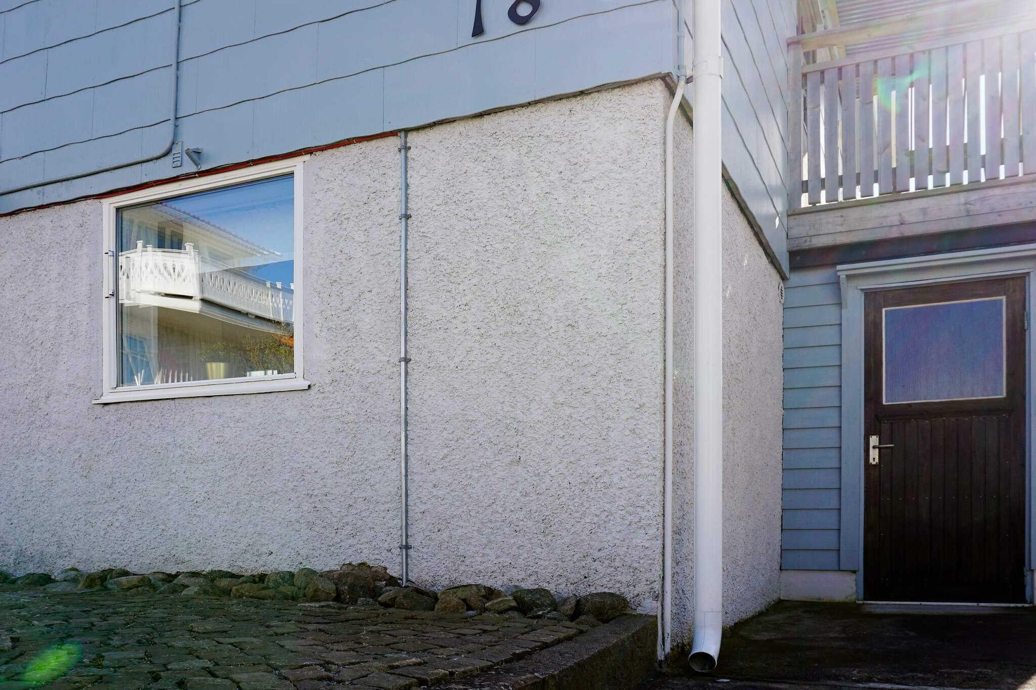 Kitchen(cooker(electric), cooker(2 ring stoves), hood, coffee machine, fridge-freezer, high chair), Living/bed room(double folding bed), bedroom(2x single bed), bathroom(washbasin, shower, toilet), heating(electric), garden furniture, parking