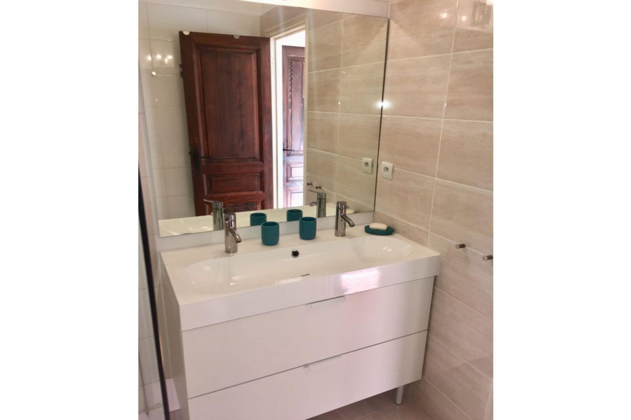 225197-Badkamer