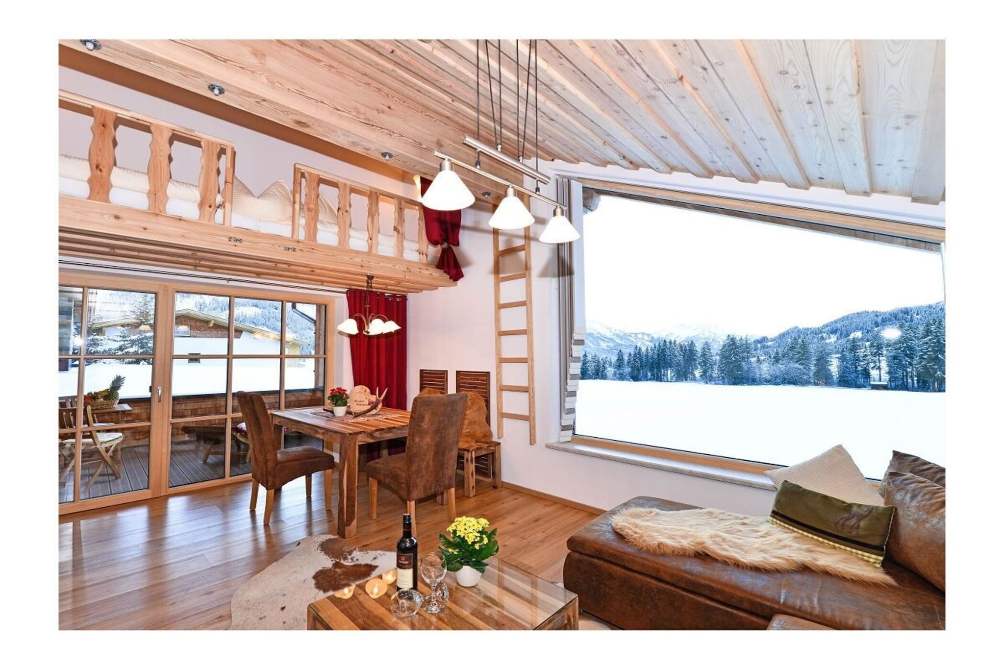 476489-Dining room