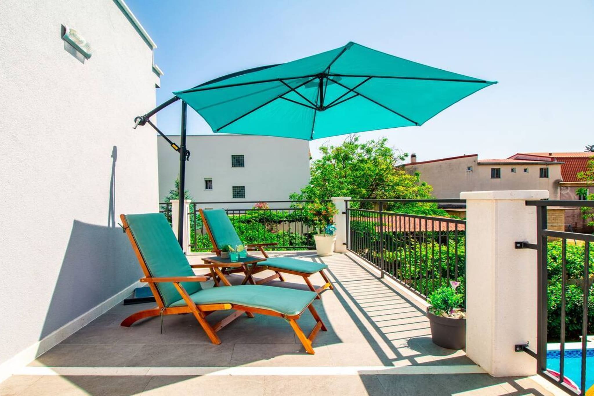Holiday Home Sunny Side - Six Bedroom Holiday Home-Innen