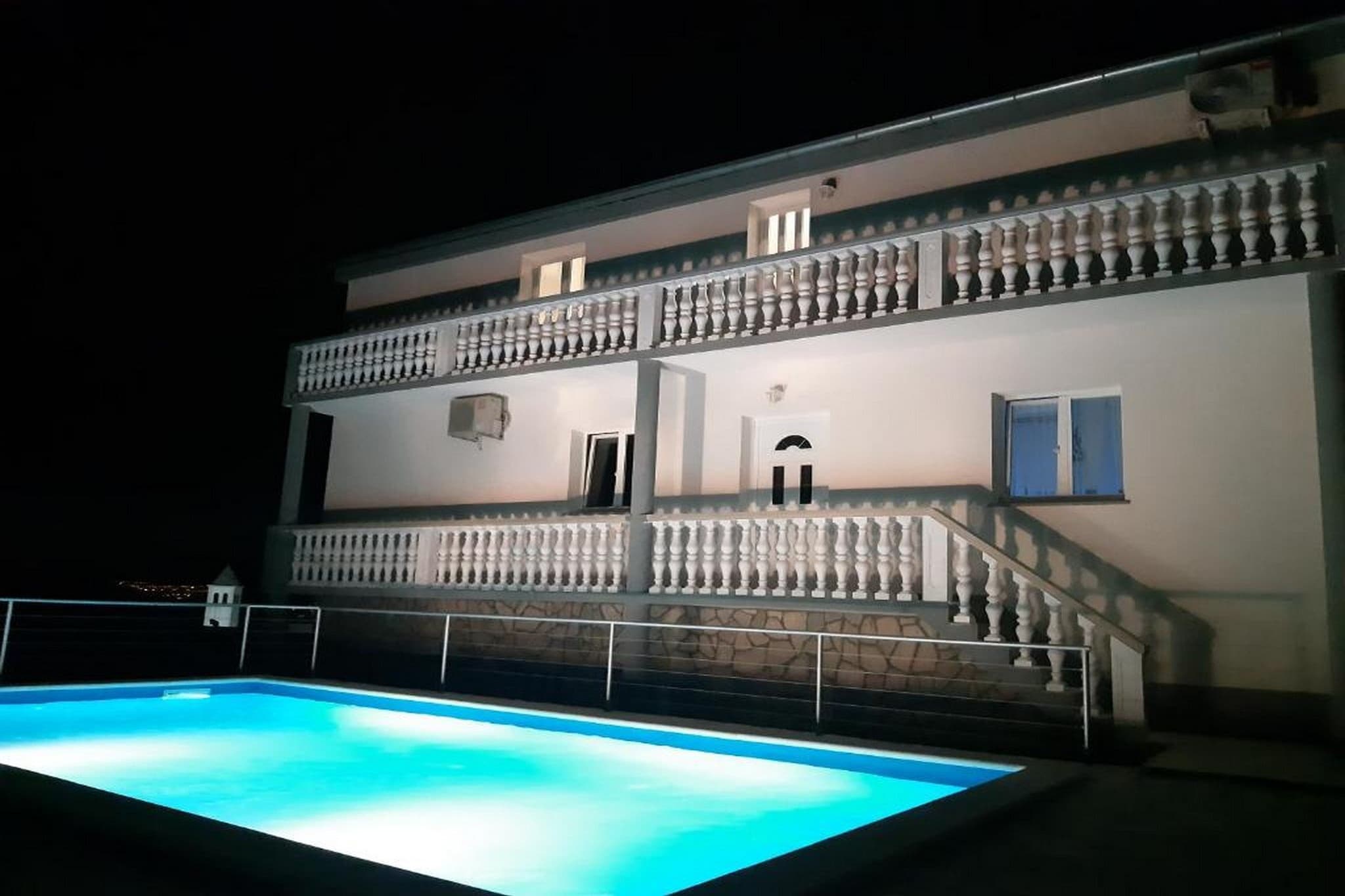 Pool apartment Leonardo - Three Bedroom apartment with Terrace and Swimming pool-Pool
