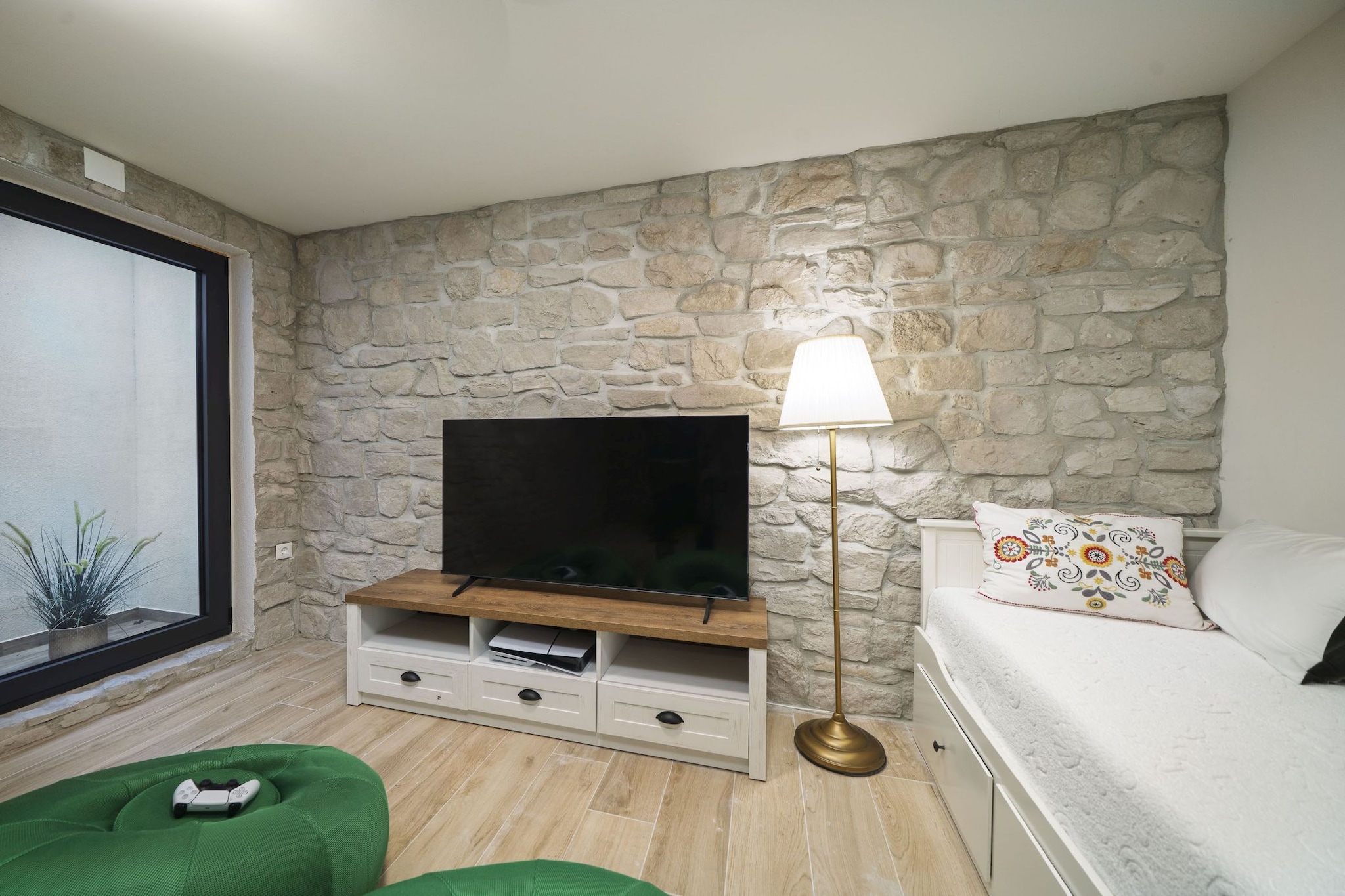 Villa Tria Quercus - Two Bedroom Villa with Terrace and Swimping pool-Faciliteiten