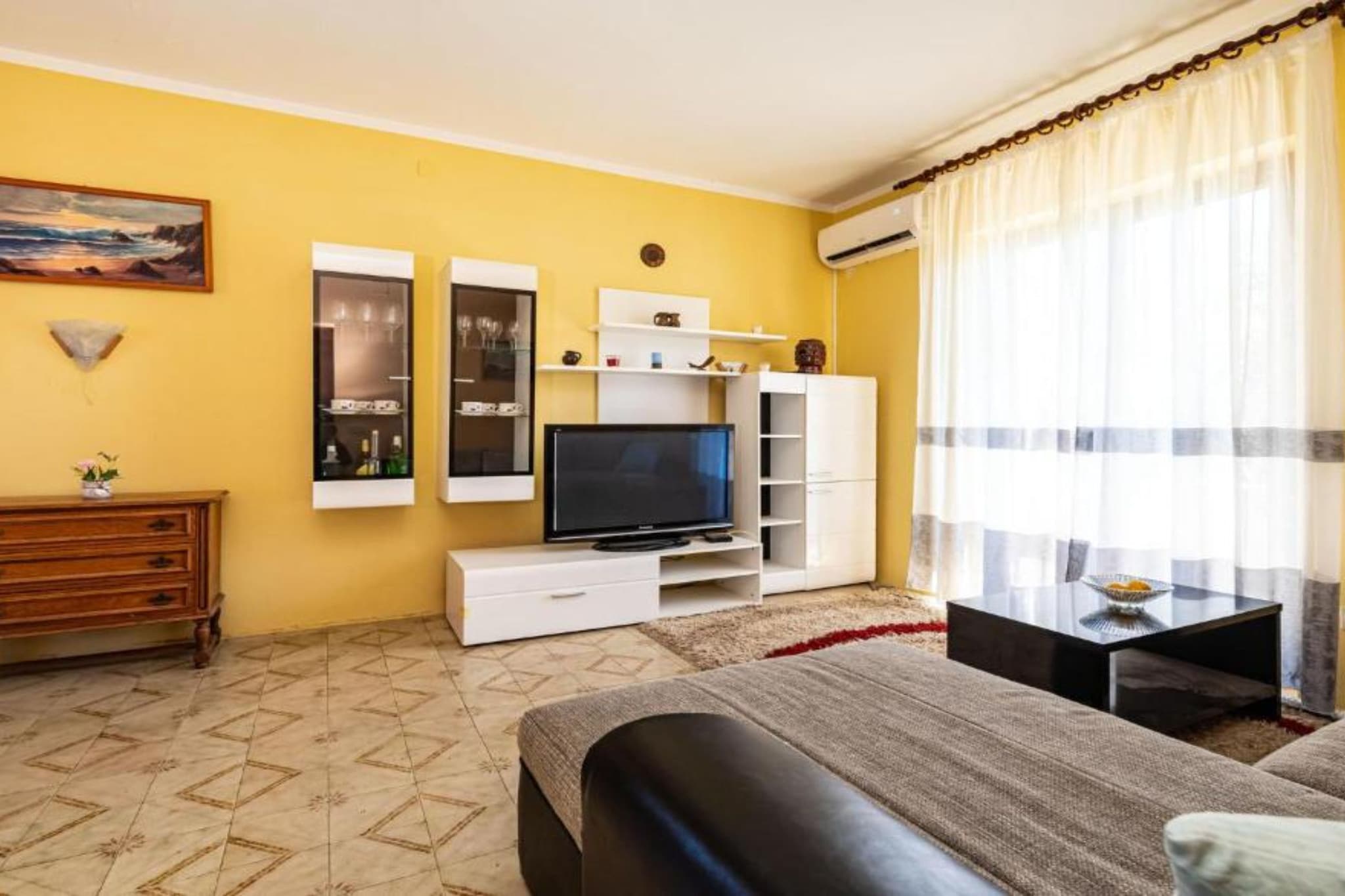 Apartment Serđa - Two Bedroom Apartment with Terrace