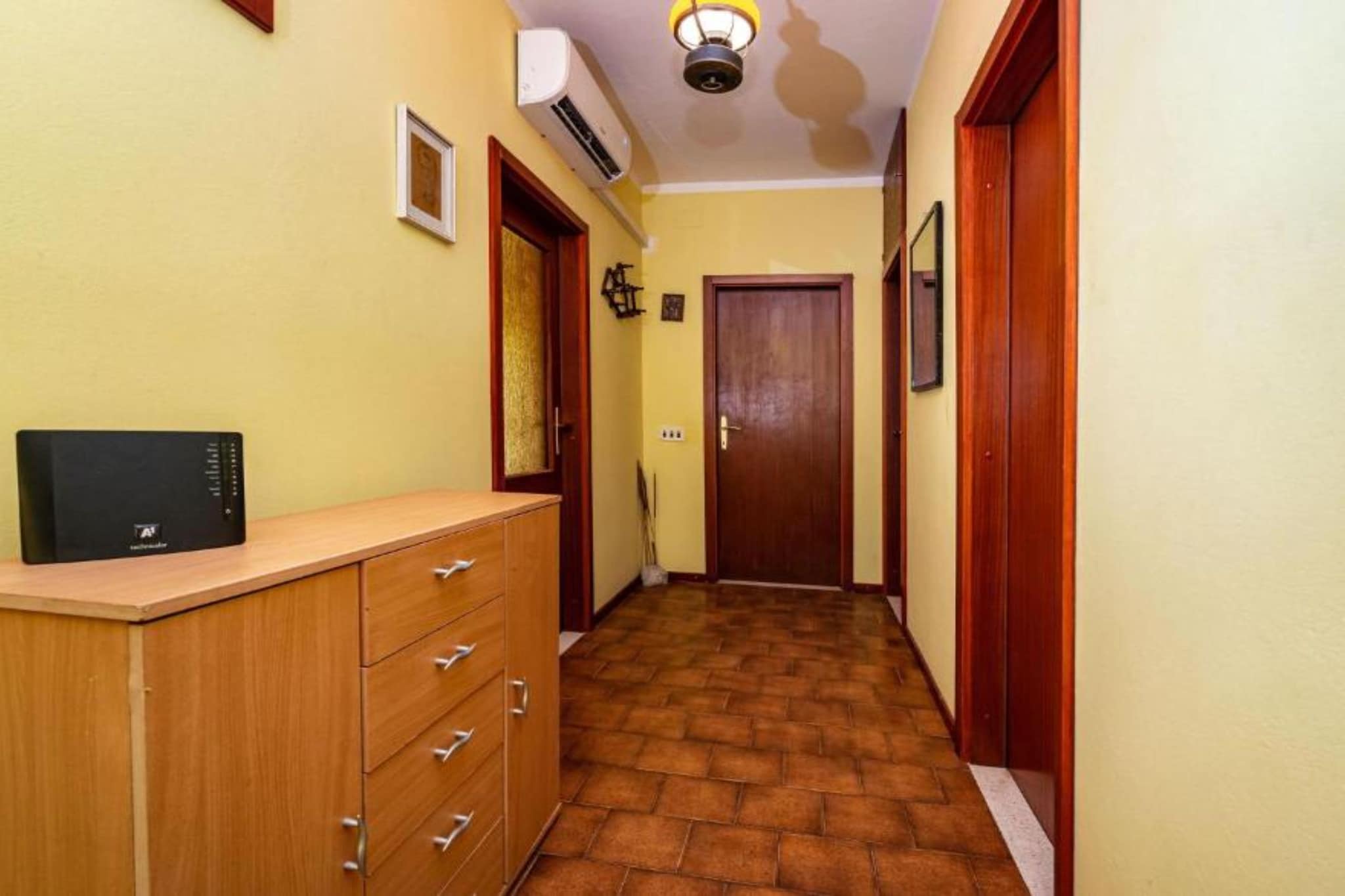 Apartment Serđa - Two Bedroom Apartment with Terrace-Innen