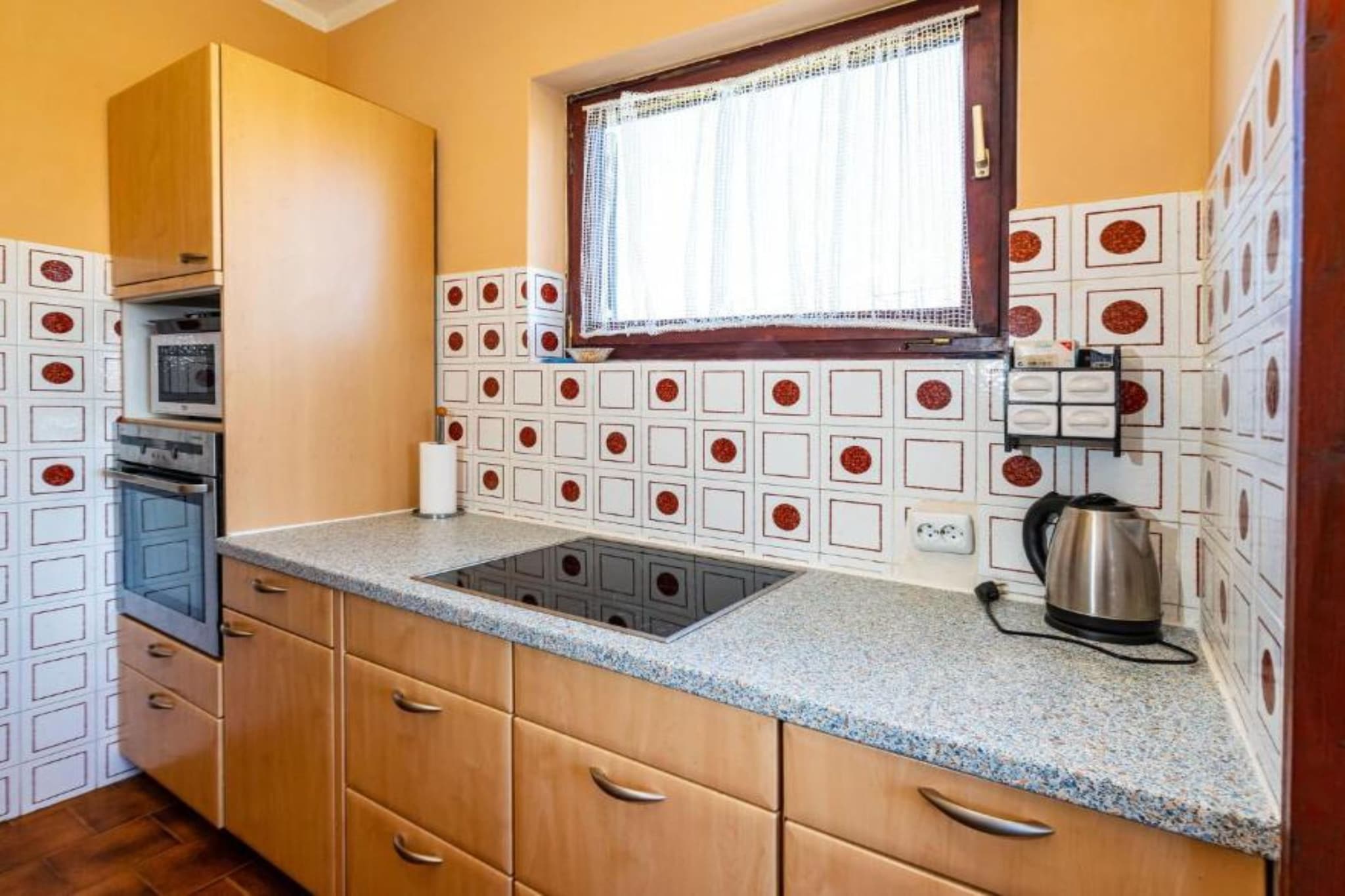 Apartment Serđa - Two Bedroom Apartment with Terrace-Küche