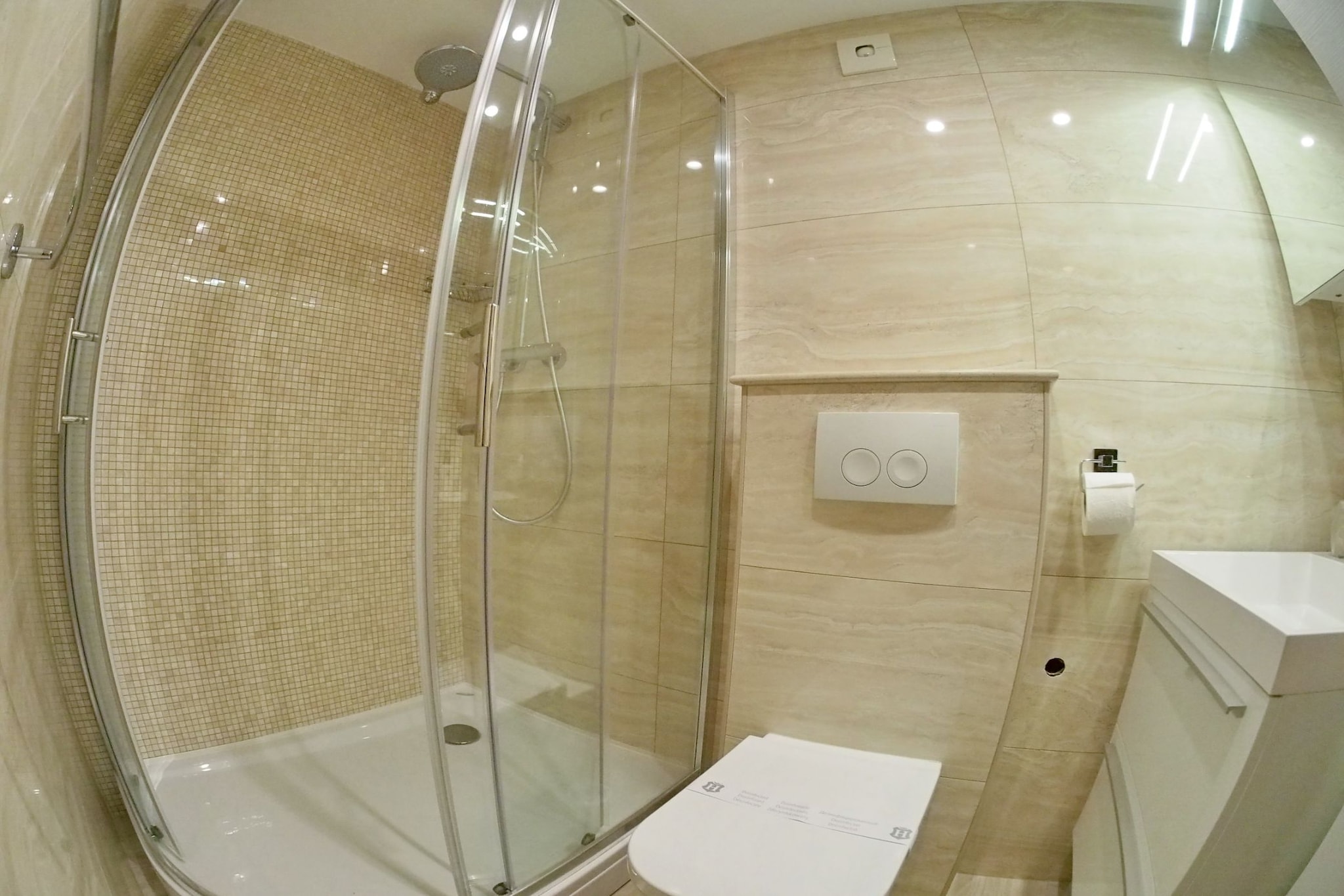 Luxury Style Apartments - Deluxe Studio (Modern)-Badkamer