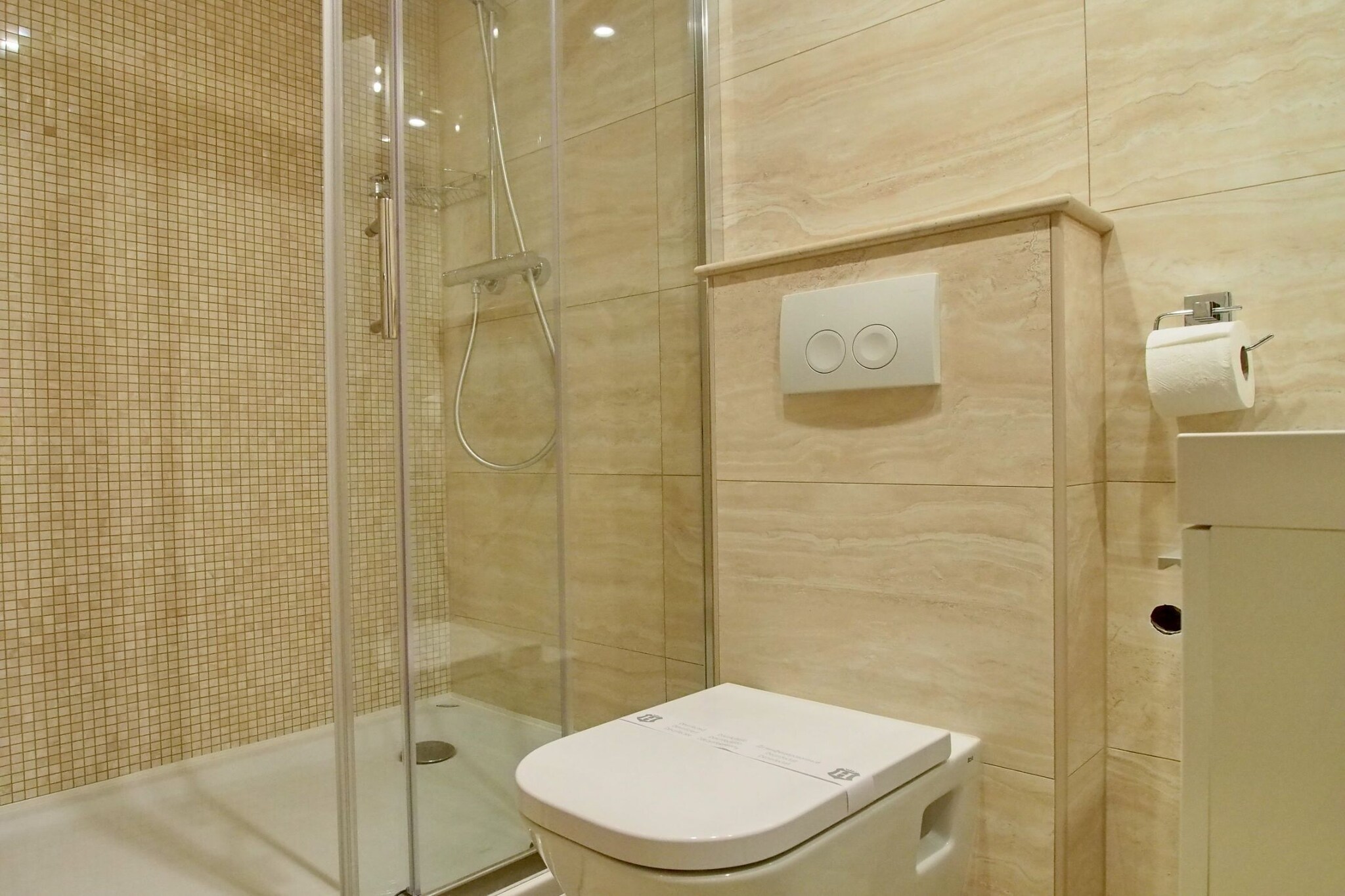 Luxury Style Apartments - Deluxe Studio (Modern)-Badkamer