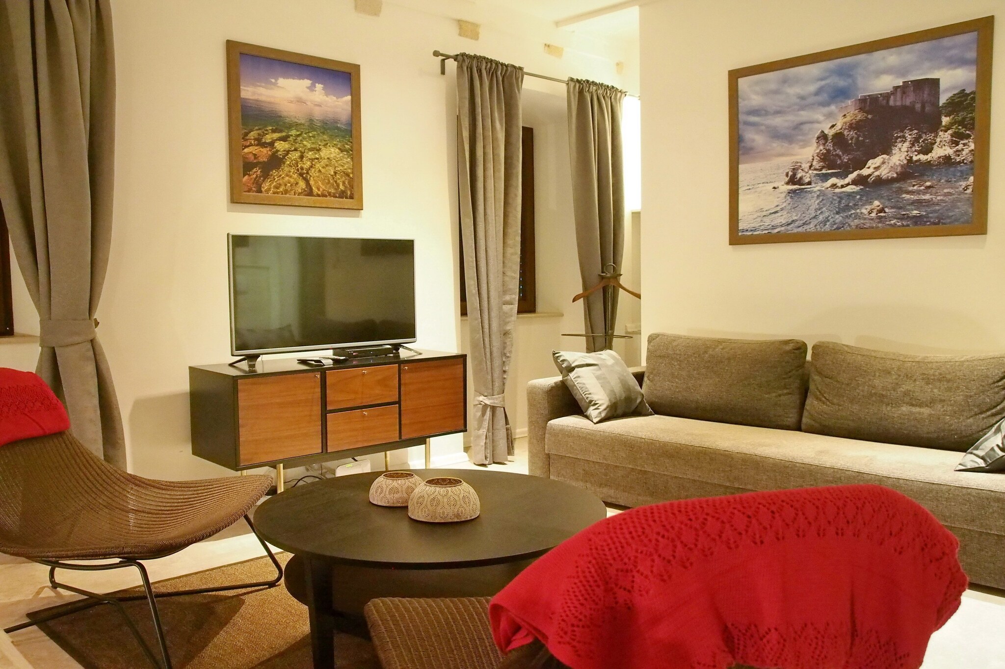 Luxury Style Apartments - Studio Apartment  (Elegant)