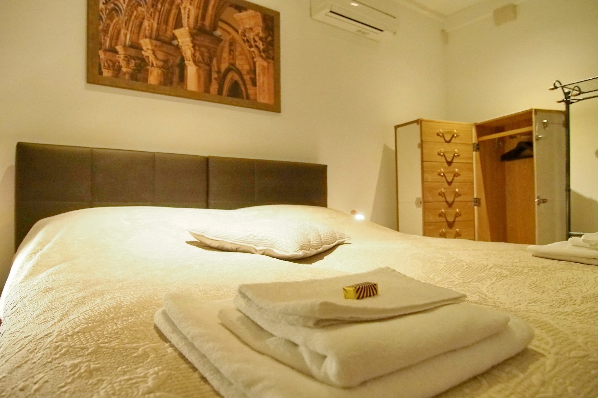 Luxury Style Apartments - Studio Apartment  (Elegant)