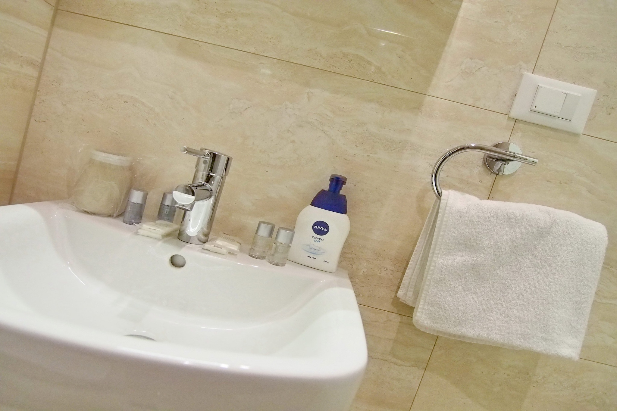 Luxury Style Apartments - Studio Apartment  (Elegant)-Badkamer