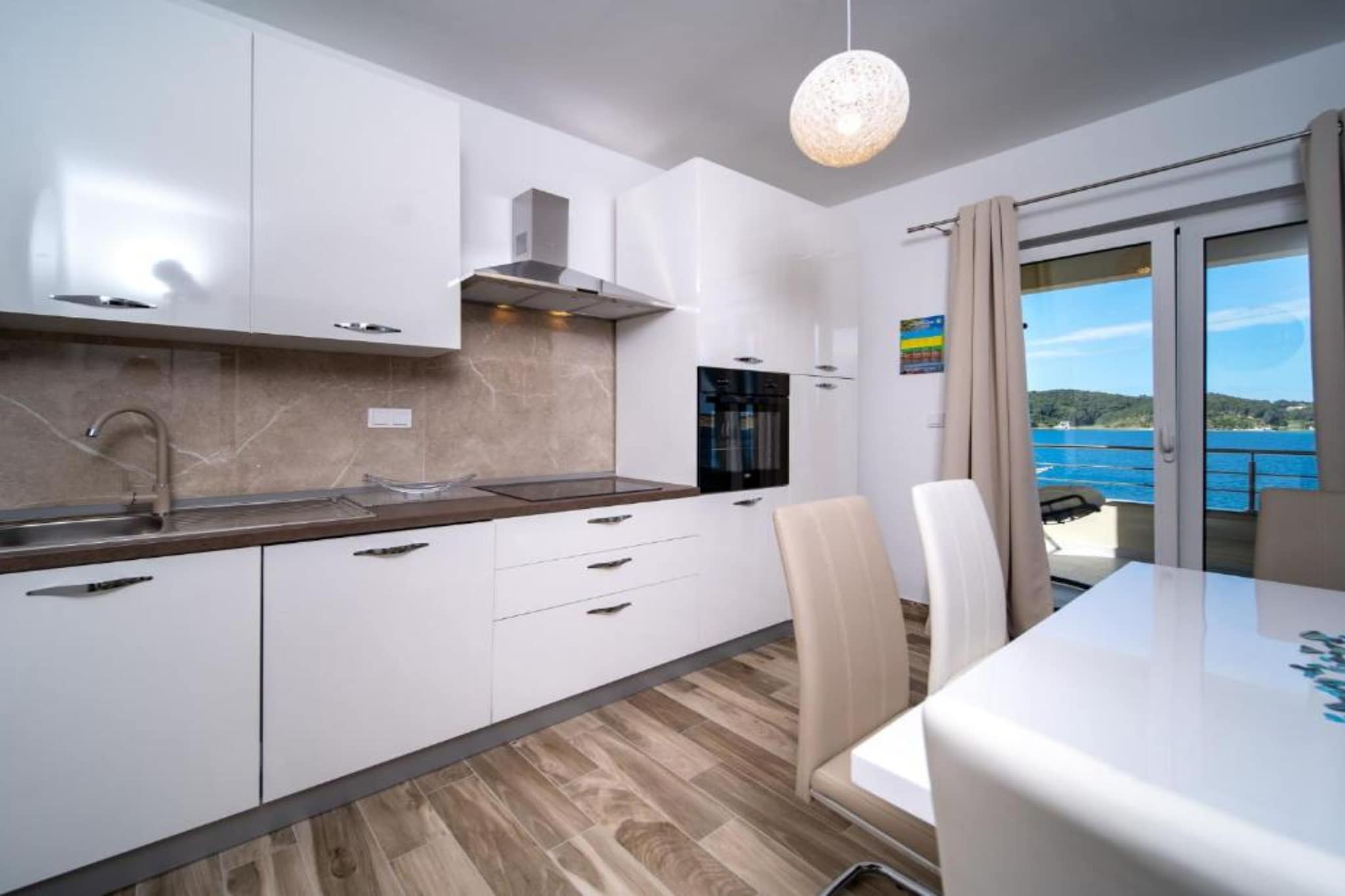 Apartments Villa Oceanus - Sea View Apartment 1 Golden sun-Kitchen