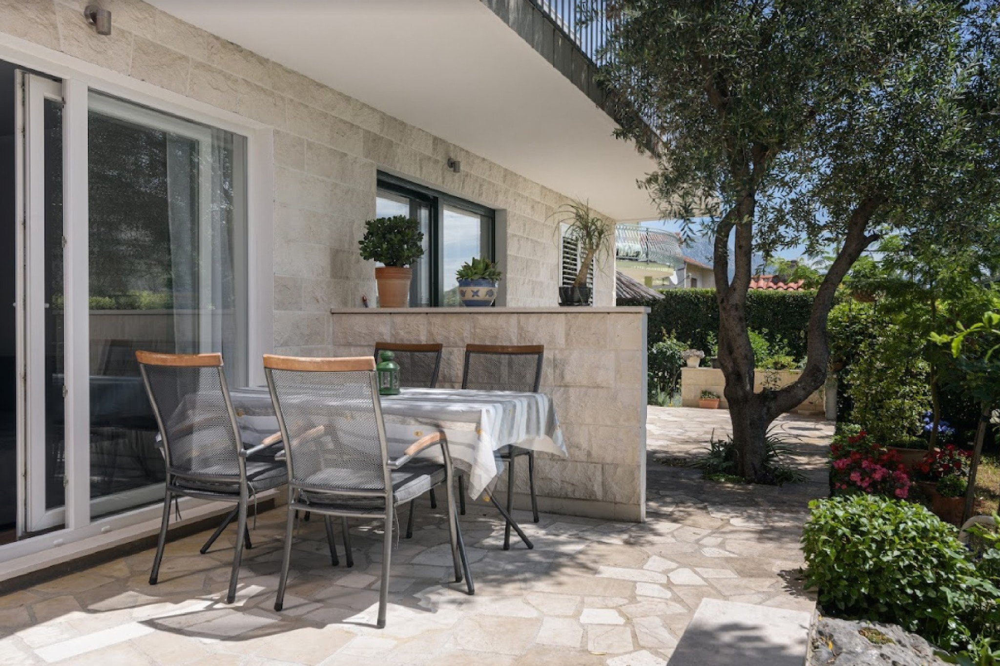 Apartments Vujina - One Bedroom apartment and Balcony 4 (Antonio)-Esszimmer