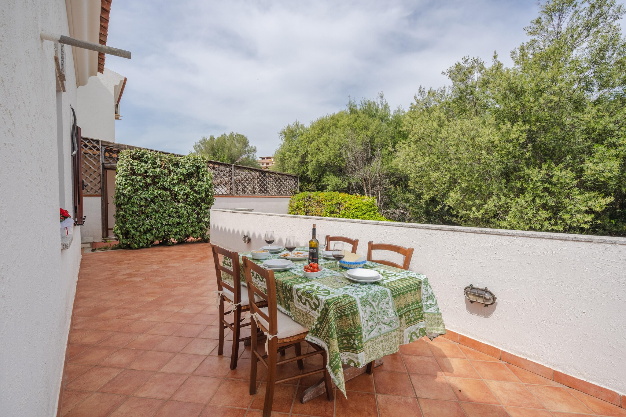 Pleasant apartment near the sea