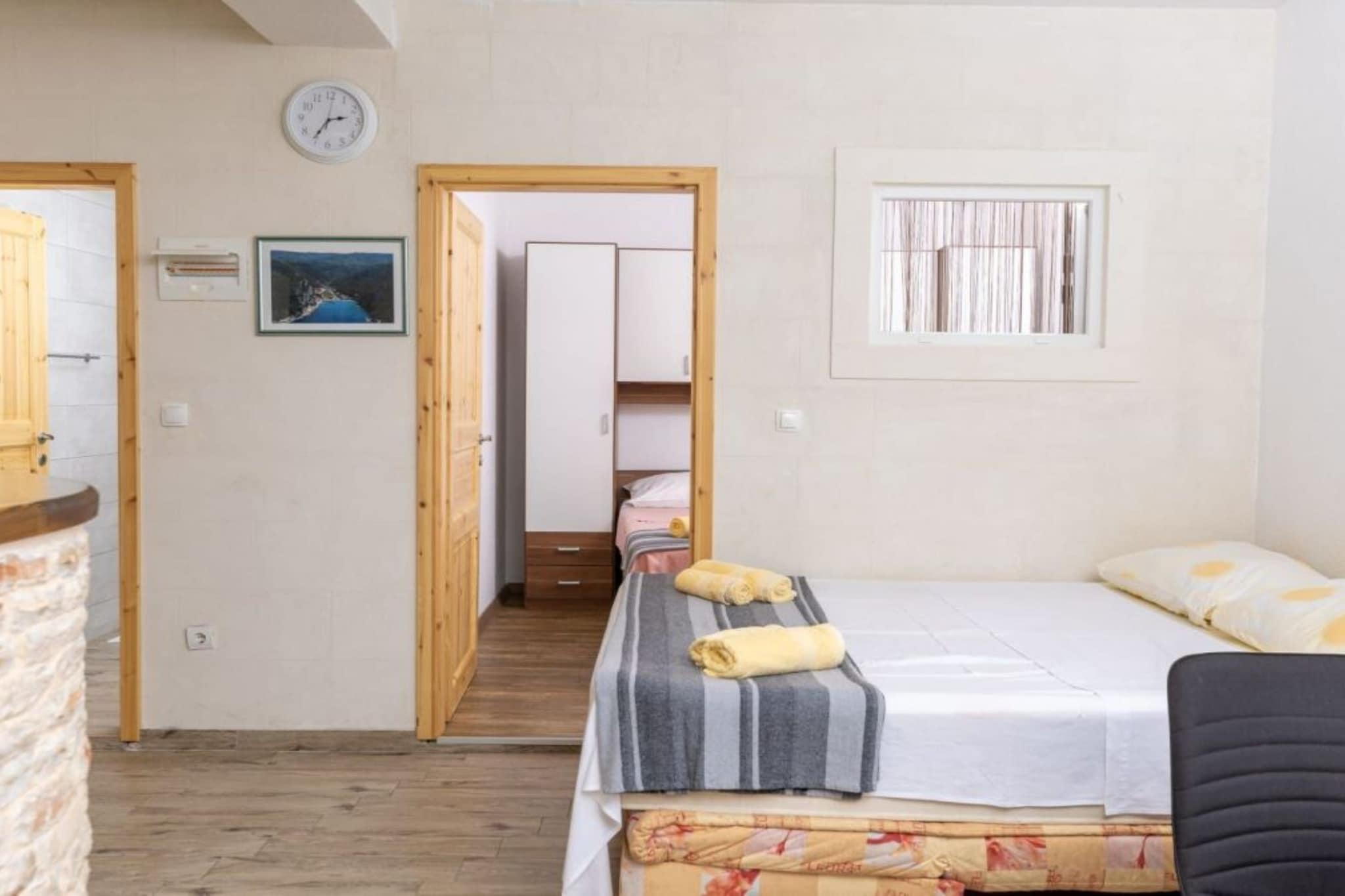 Apartments Šer Zane - One Bedroom Apartment with Terrace and Sea View (3)-Chambre