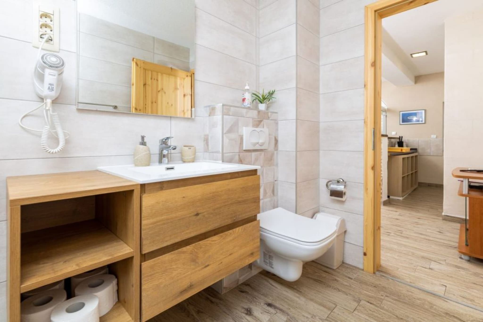 Apartments Šer Zane - One Bedroom Apartment with Terrace and Sea View (3)-Salle de bain