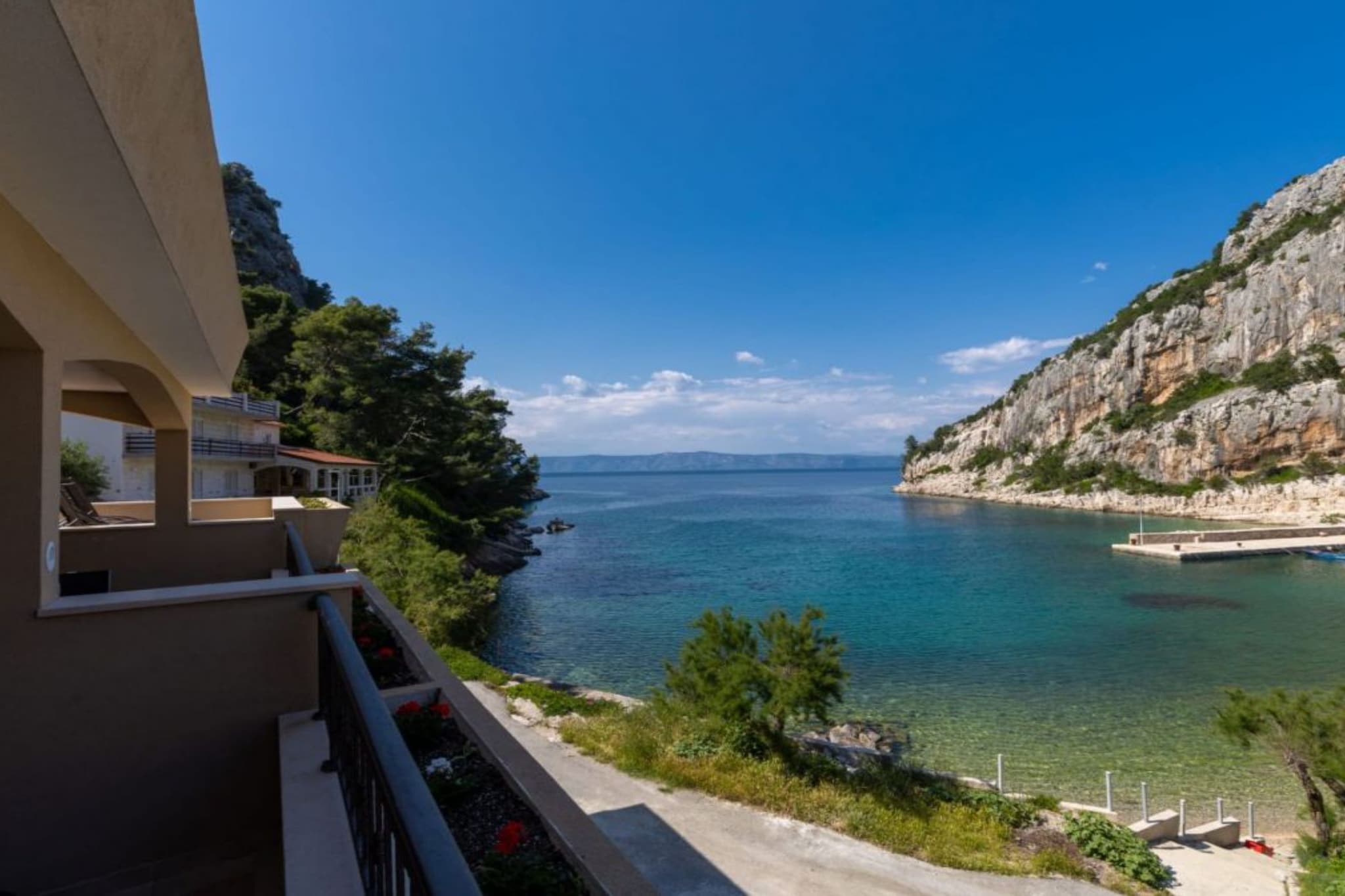 Apartments Šer Zane - One Bedroom Apartment with Terrace and Sea View (5)