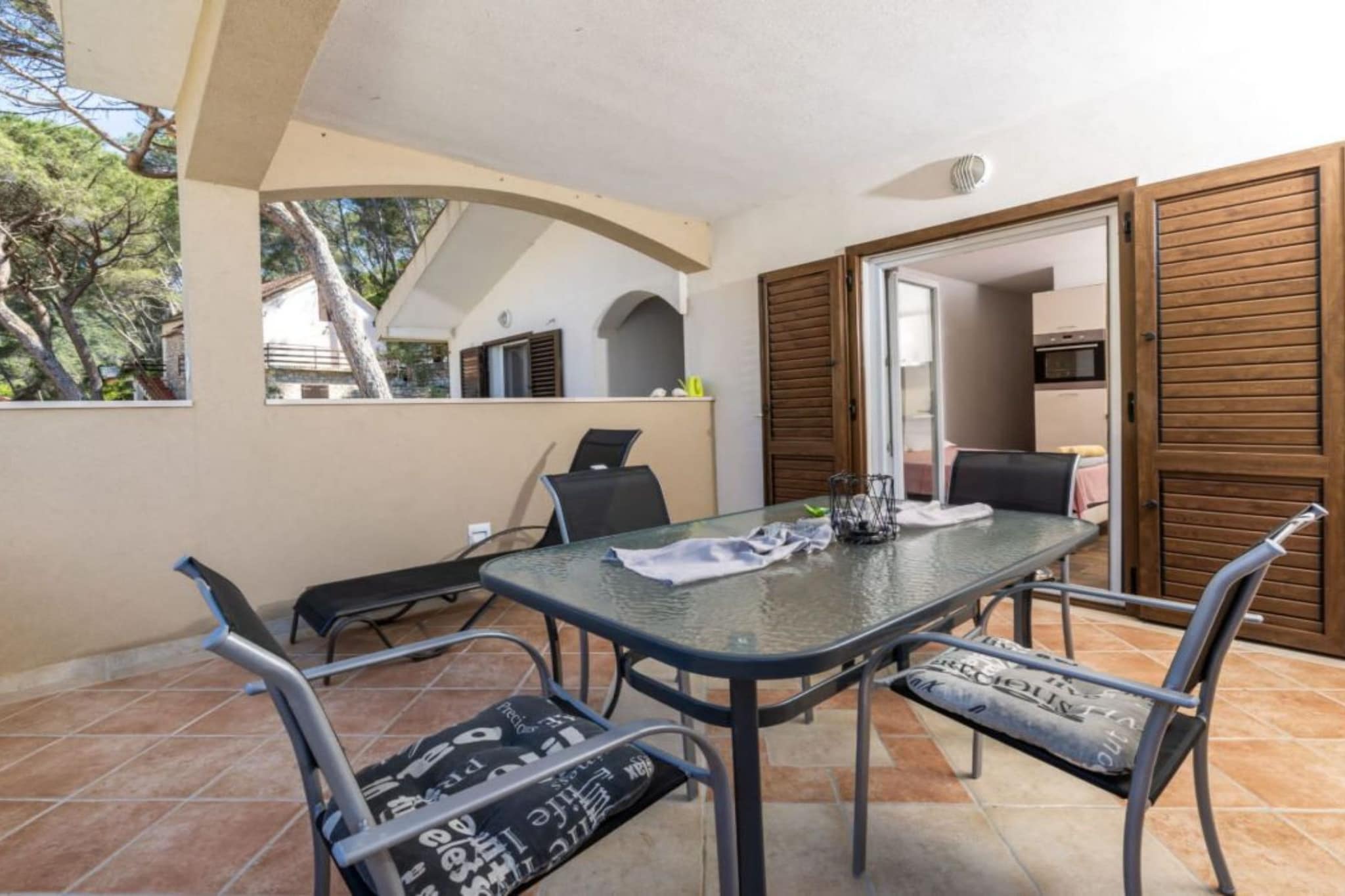 Apartments Šer Zane - One Bedroom Apartment with Terrace and Sea View (5)-Salle à manger