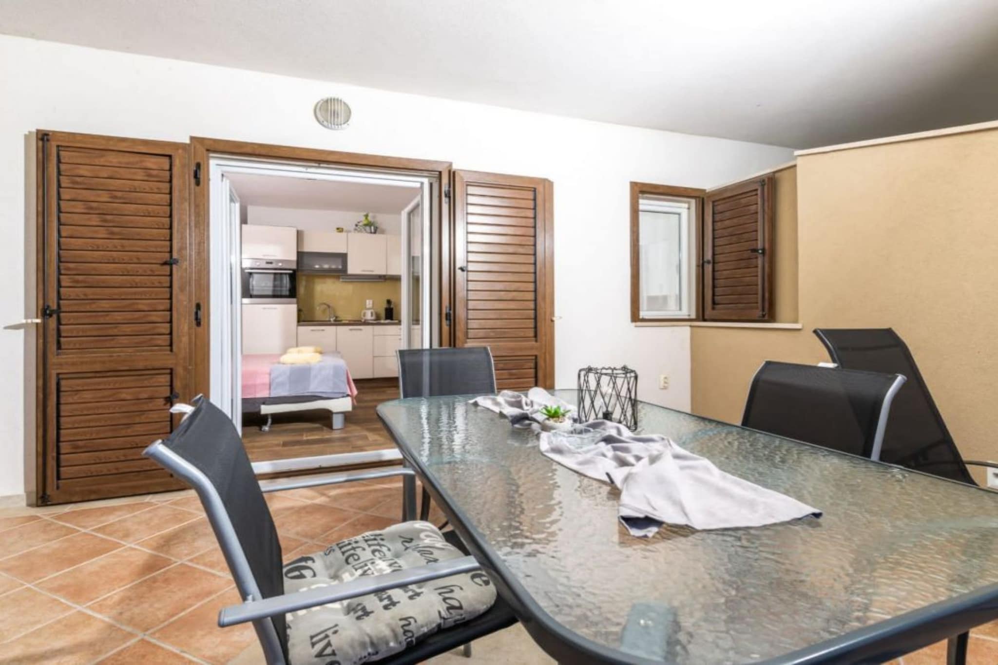 Apartments Šer Zane - One Bedroom Apartment with Terrace and Sea View (5)-Salle à manger
