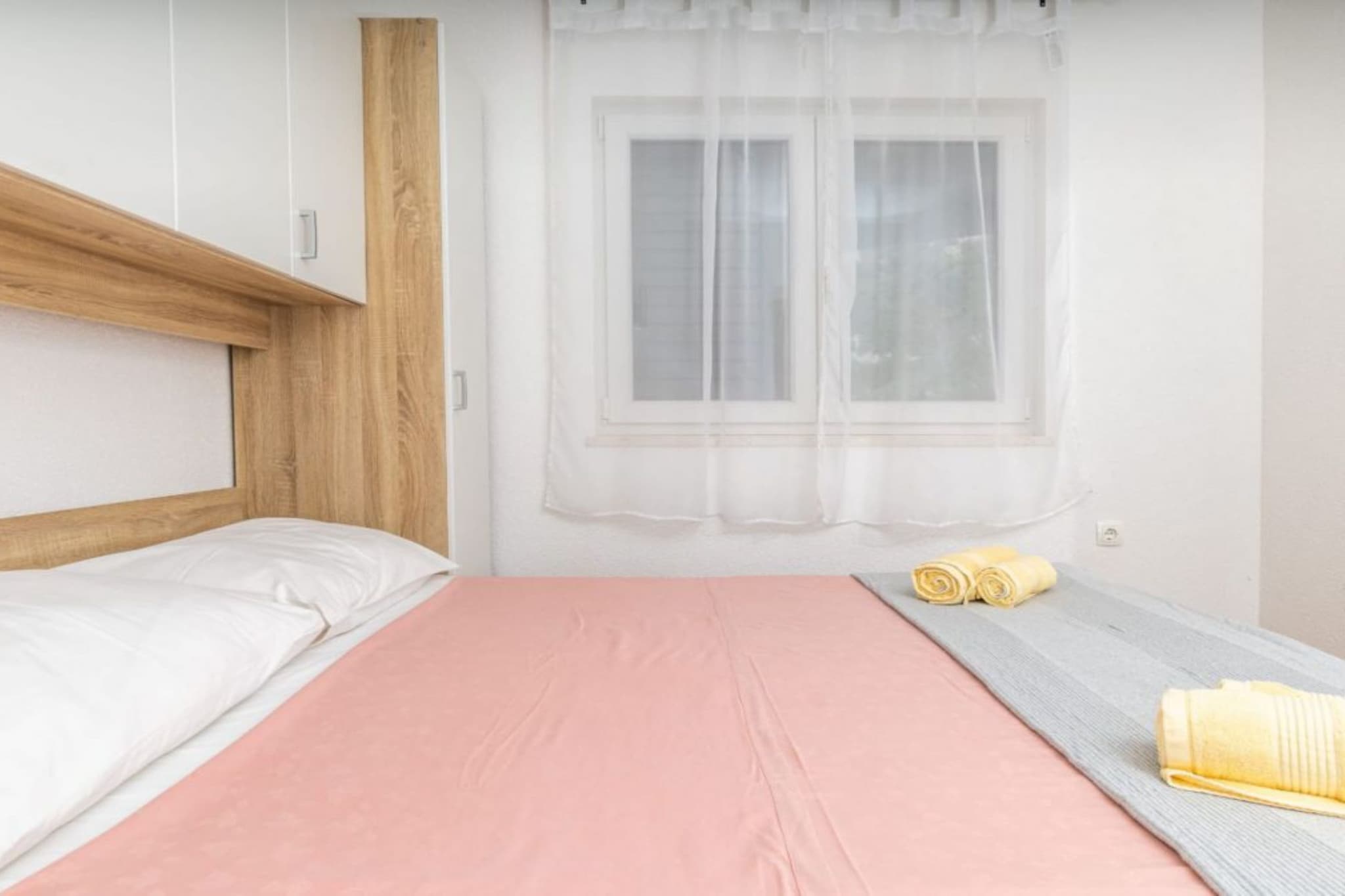 Apartments Šer Zane - One Bedroom Apartment with Terrace and Sea View (5)-Chambre