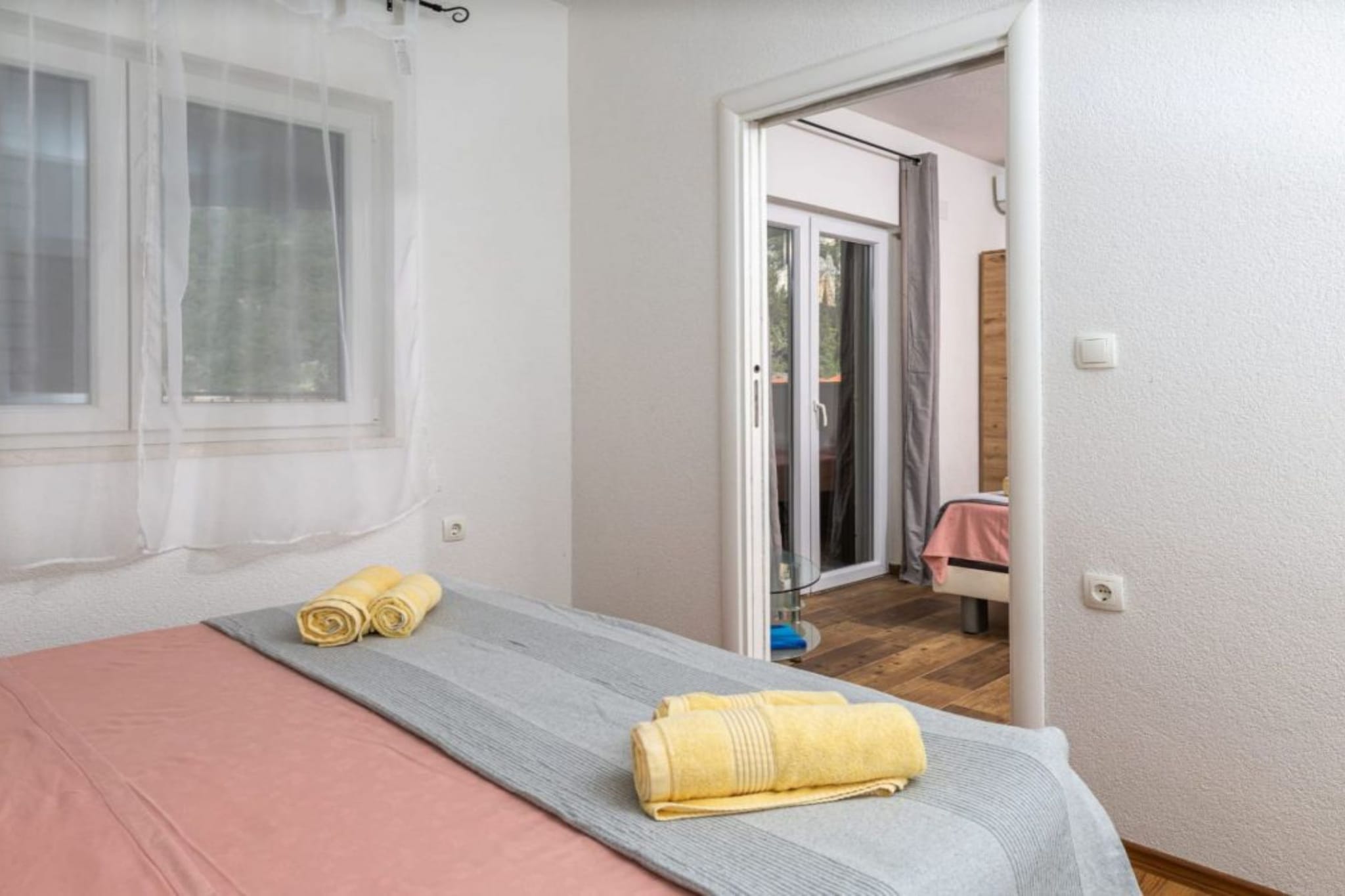 Apartments Šer Zane - One Bedroom Apartment with Terrace and Sea View (5)-Chambre