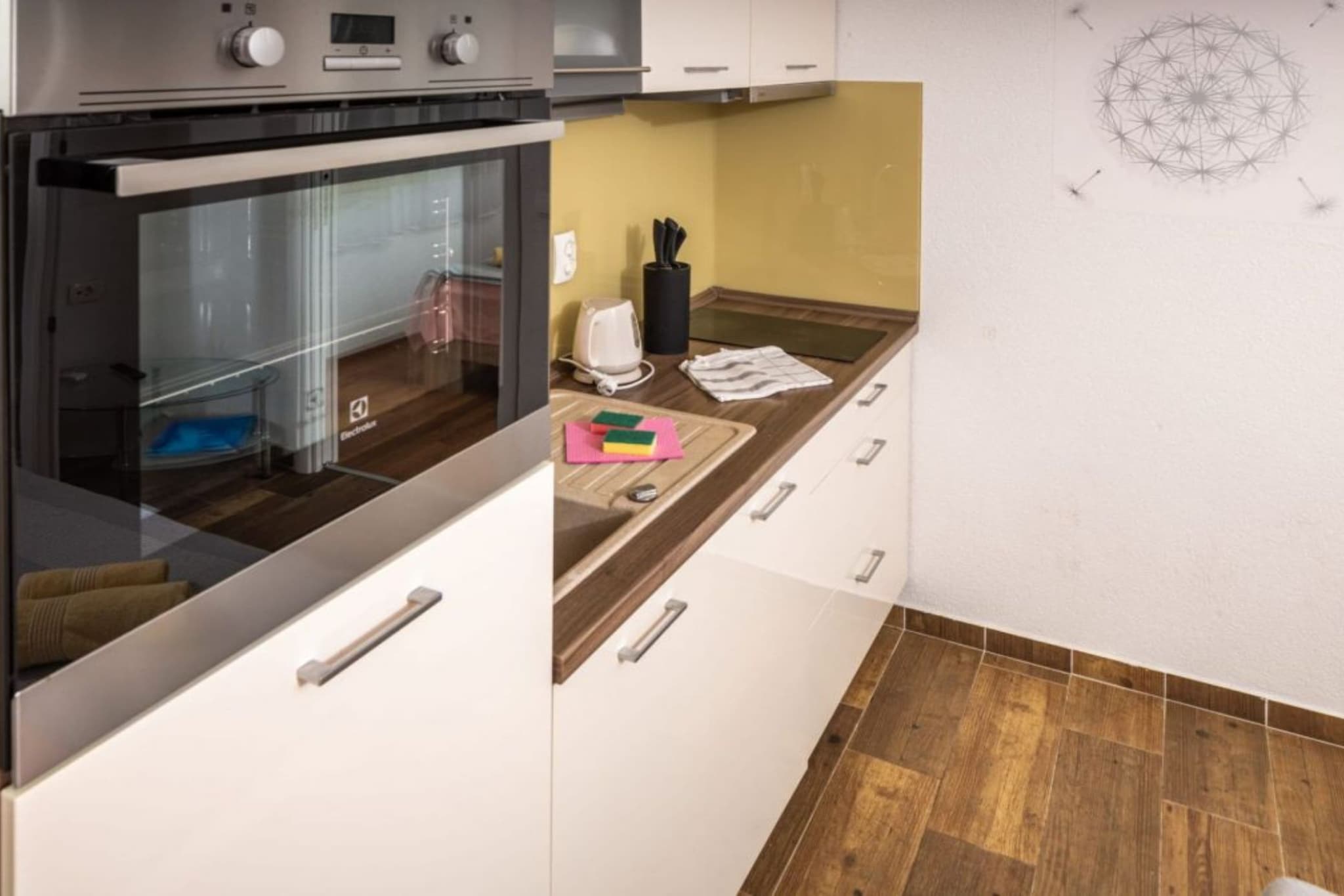 Apartments Šer Zane - One Bedroom Apartment with Terrace and Sea View (5)-Cuisine