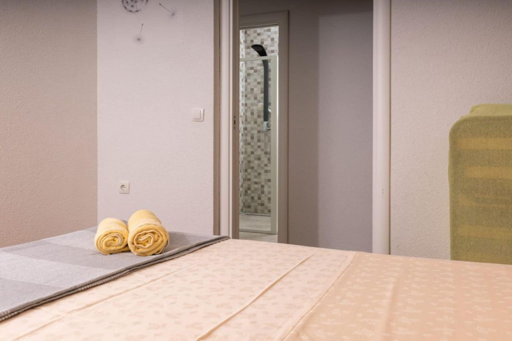 Apartments Šer Zane - One Bedroom Apartment with Terrace and Sea View (6)-Chambre