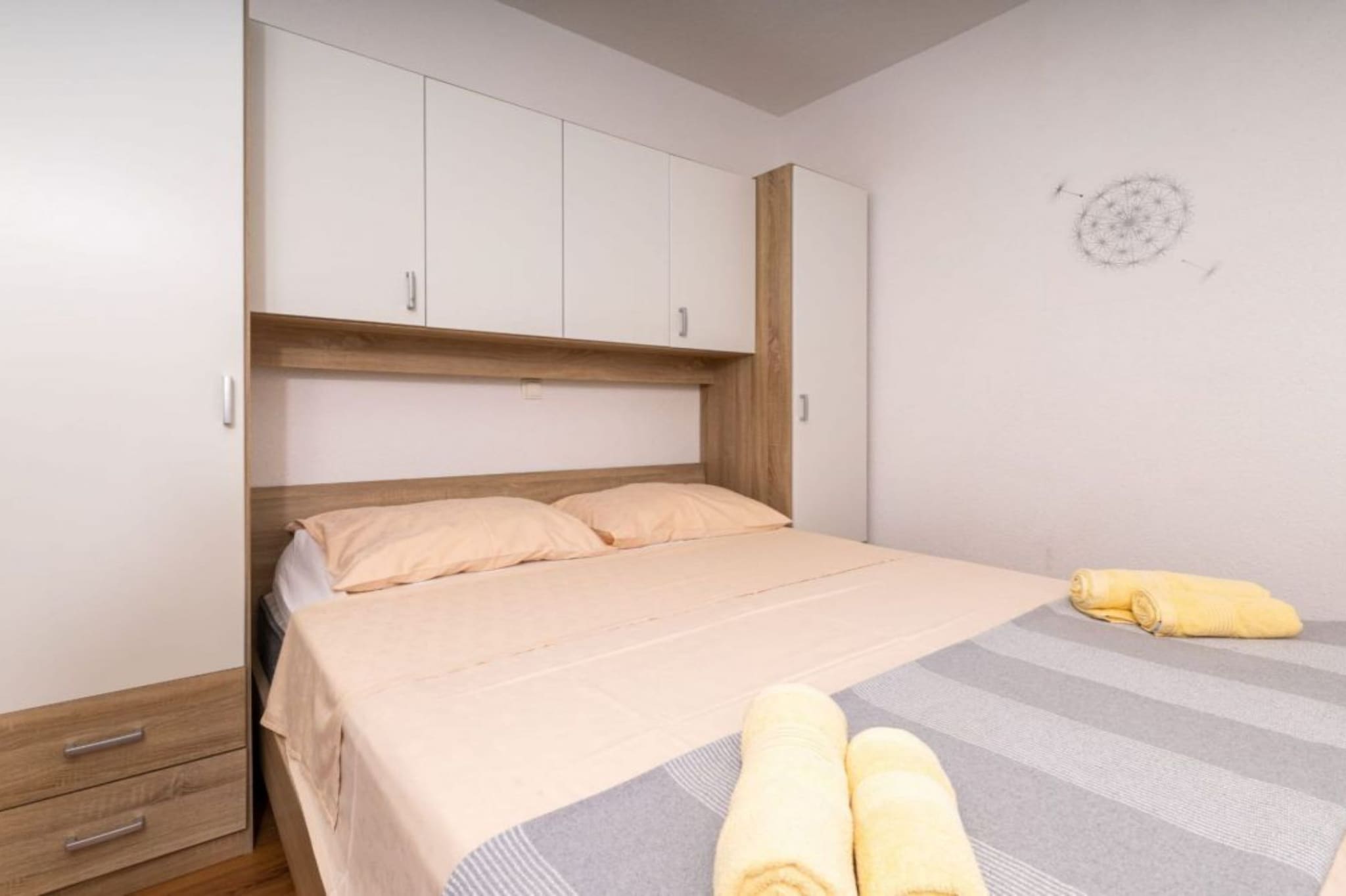 Apartments Šer Zane - One Bedroom Apartment with Terrace and Sea View (6)-Chambre