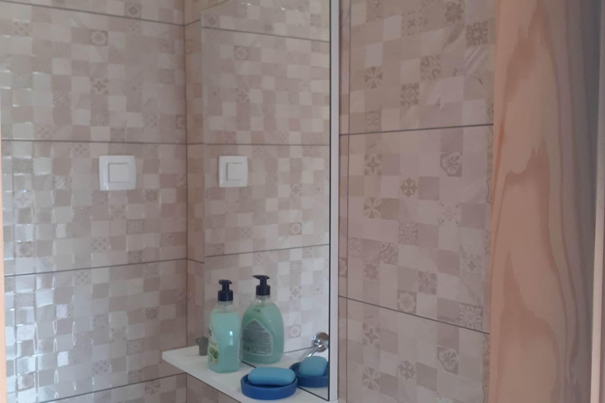 Two Bedroom Apartment with Sea View-Bathroom