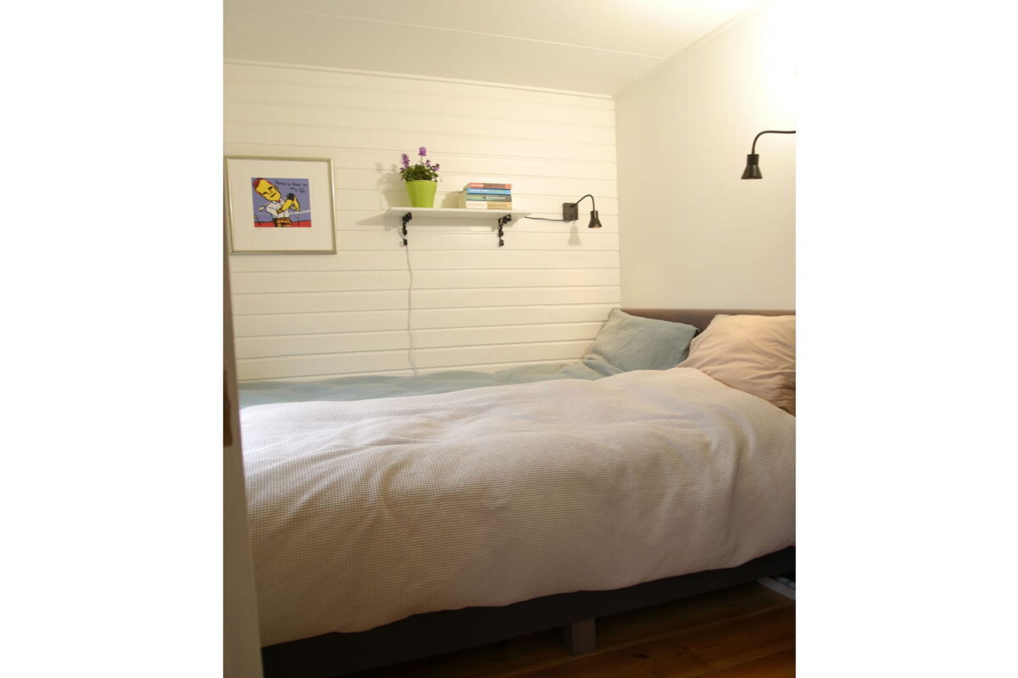 492018-Bedroom