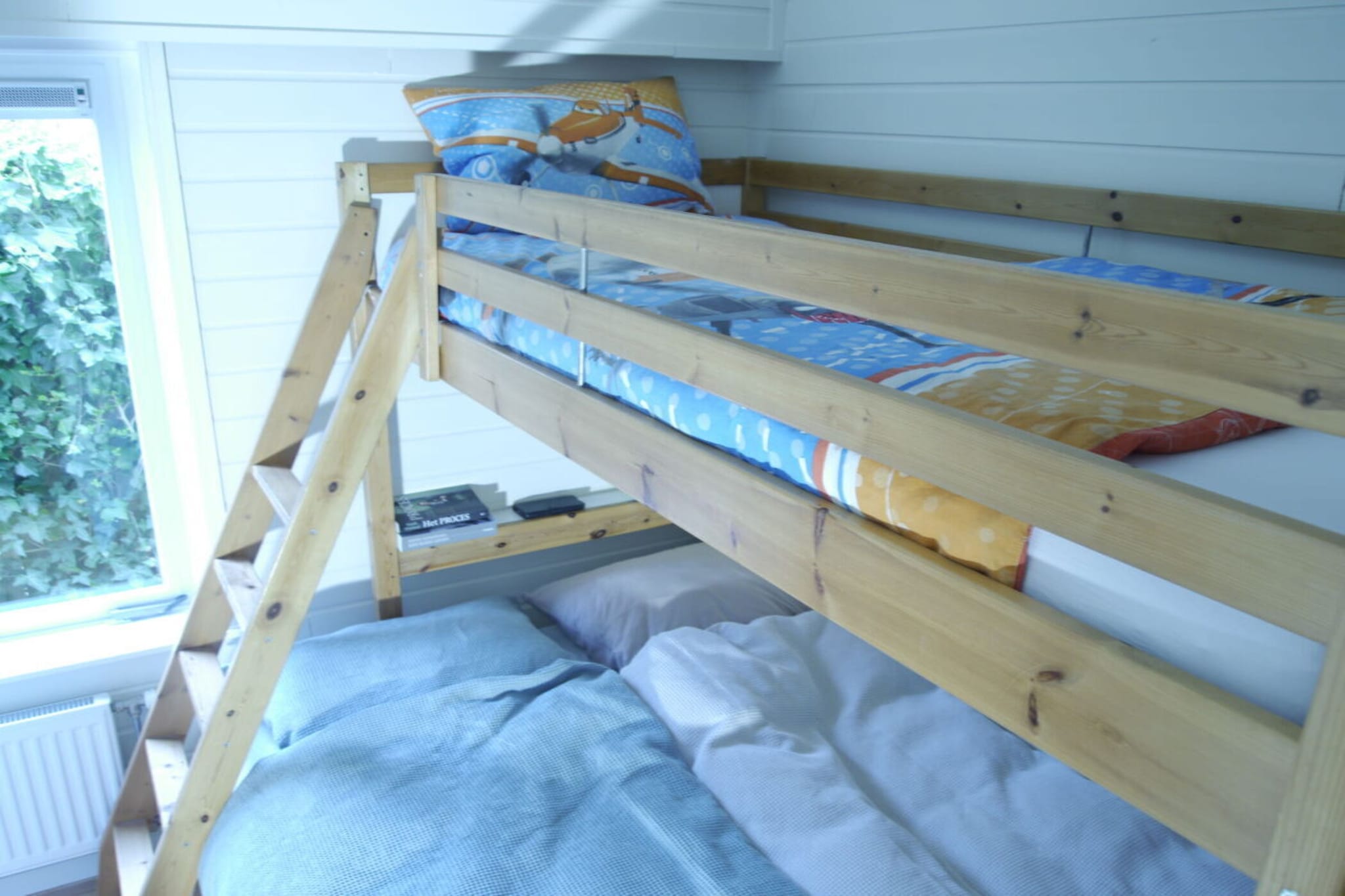 492018-Bedroom
