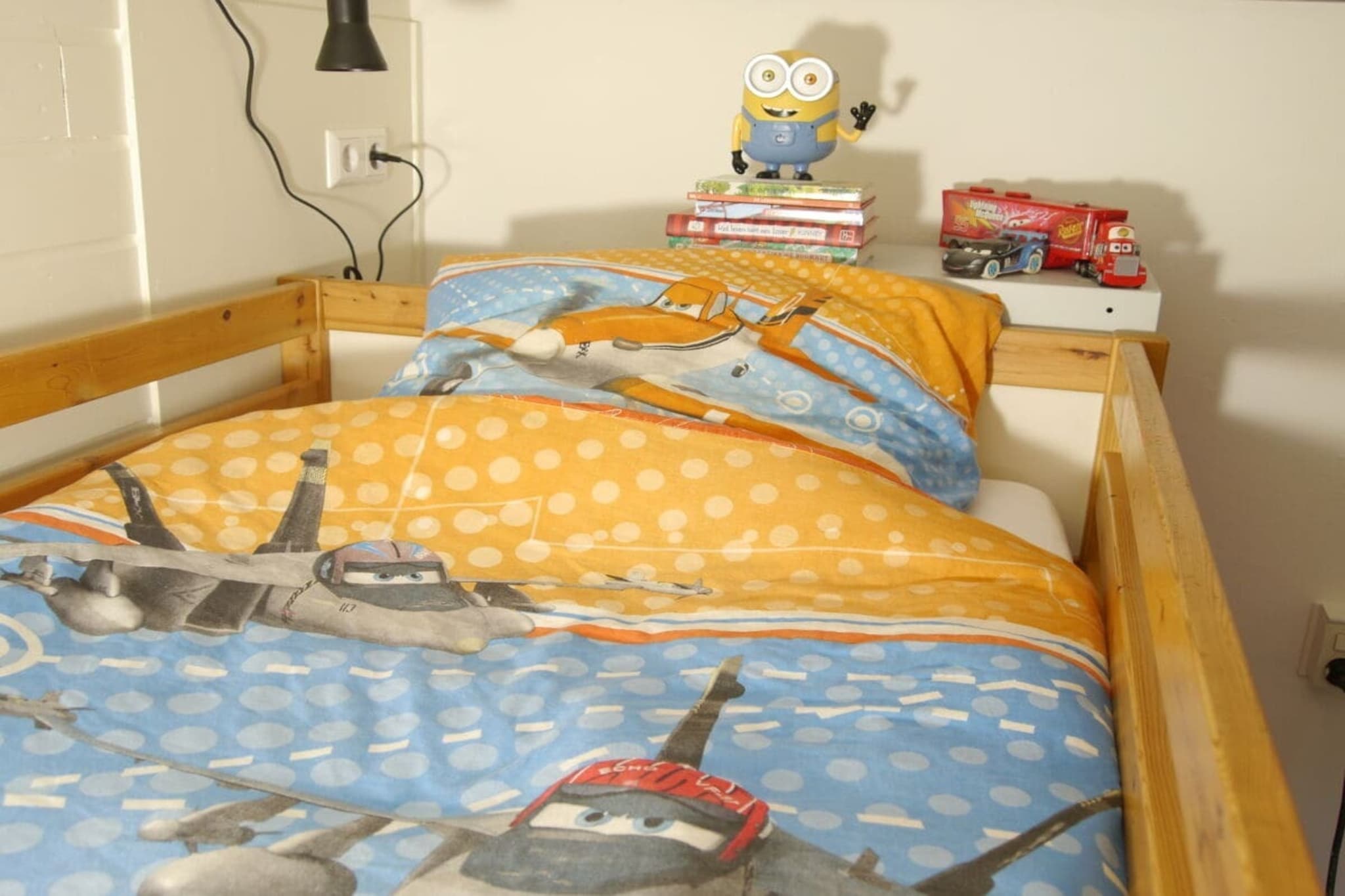 492018-Bedroom