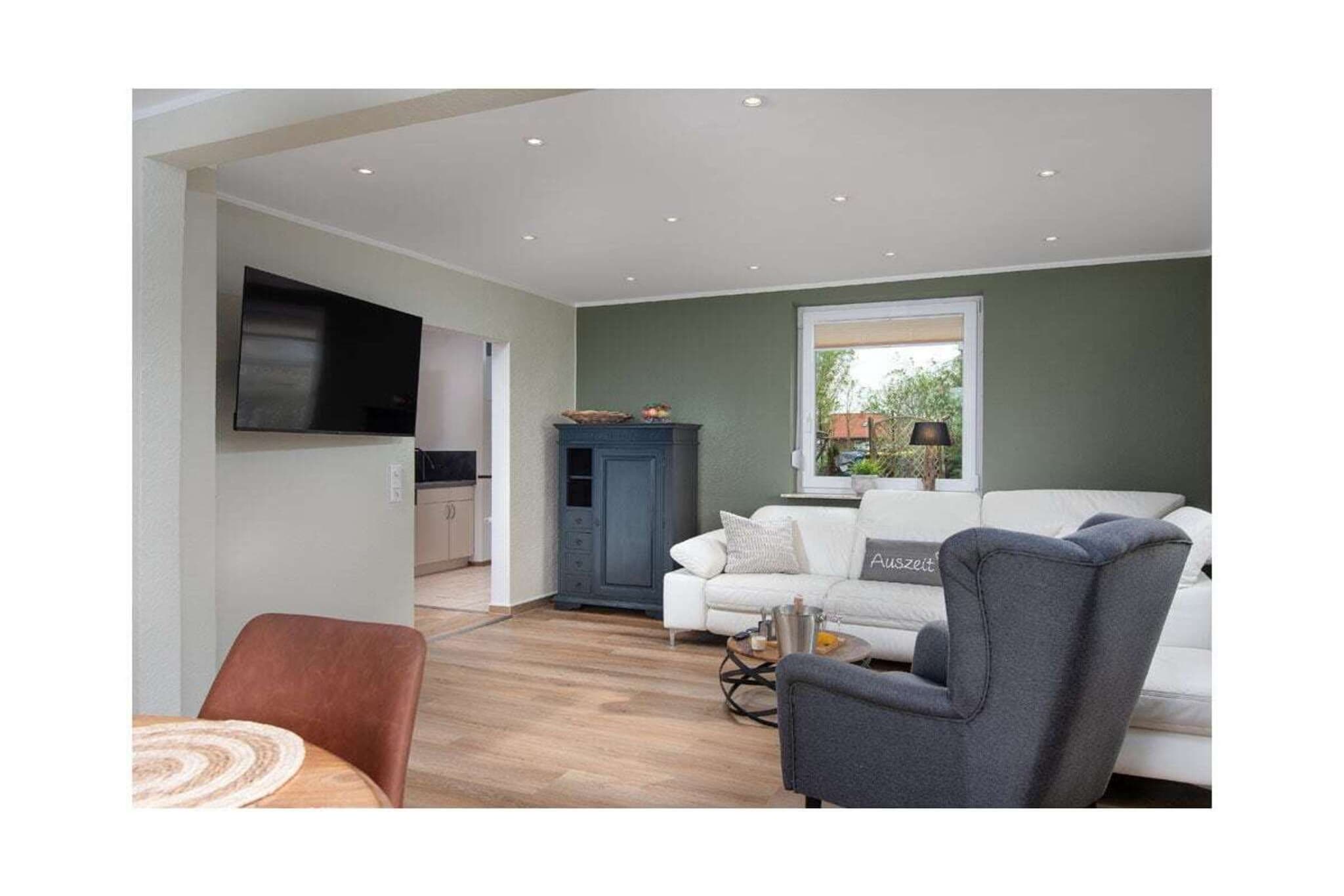 Joke Comfortable holiday residence